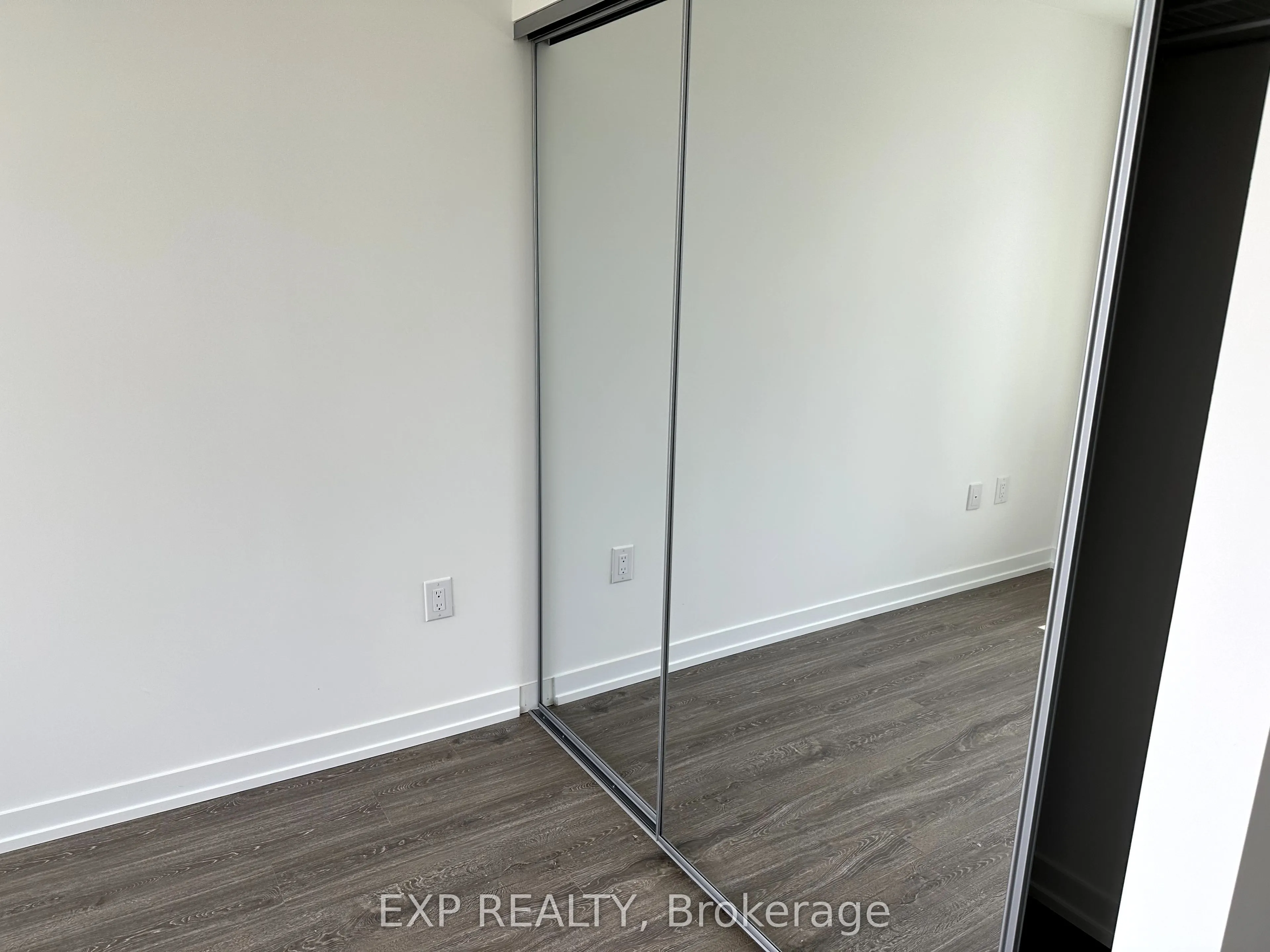 2485 Eglinton Avenue W, #1123