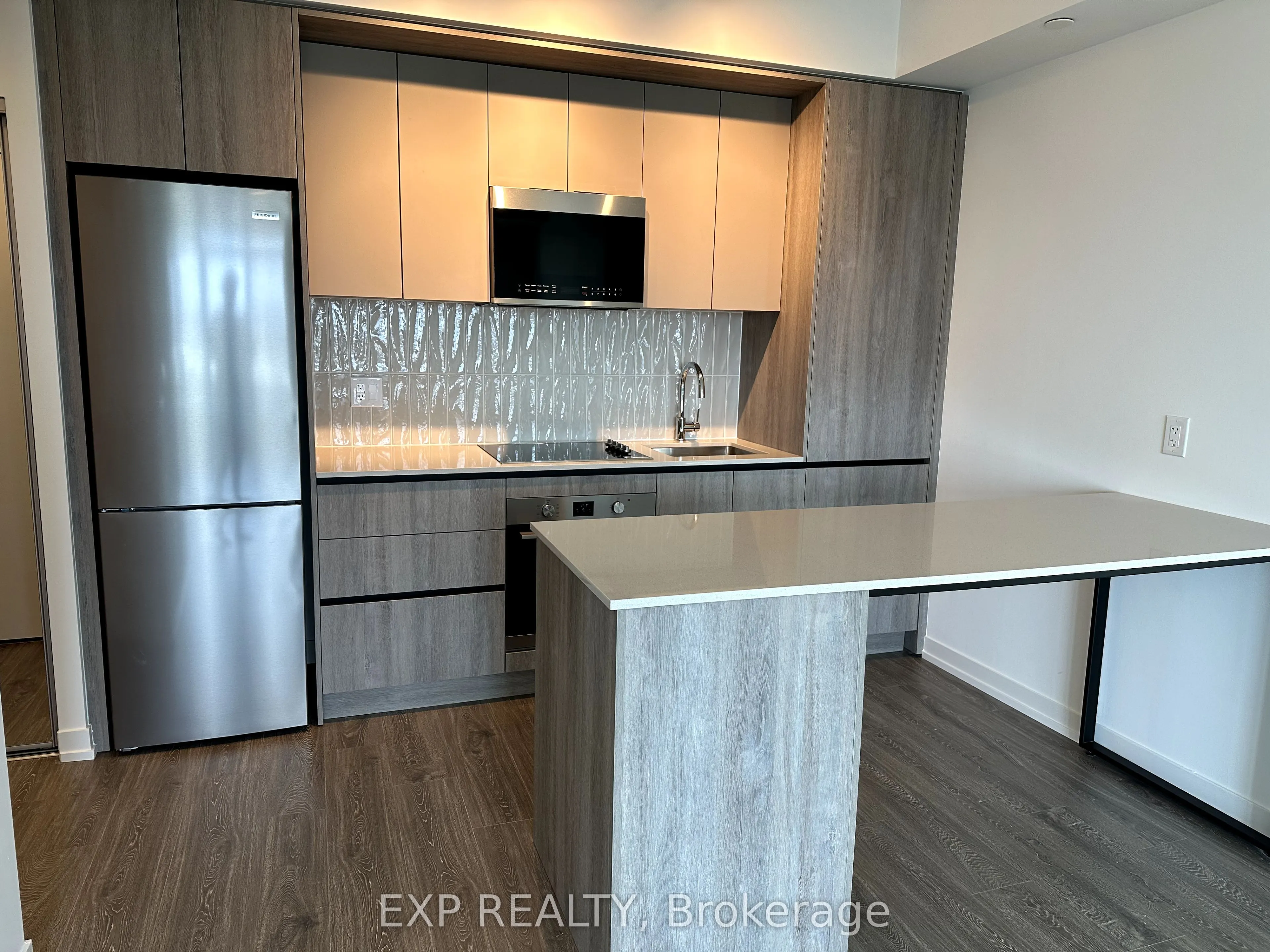 2485 Eglinton Avenue W, #1123