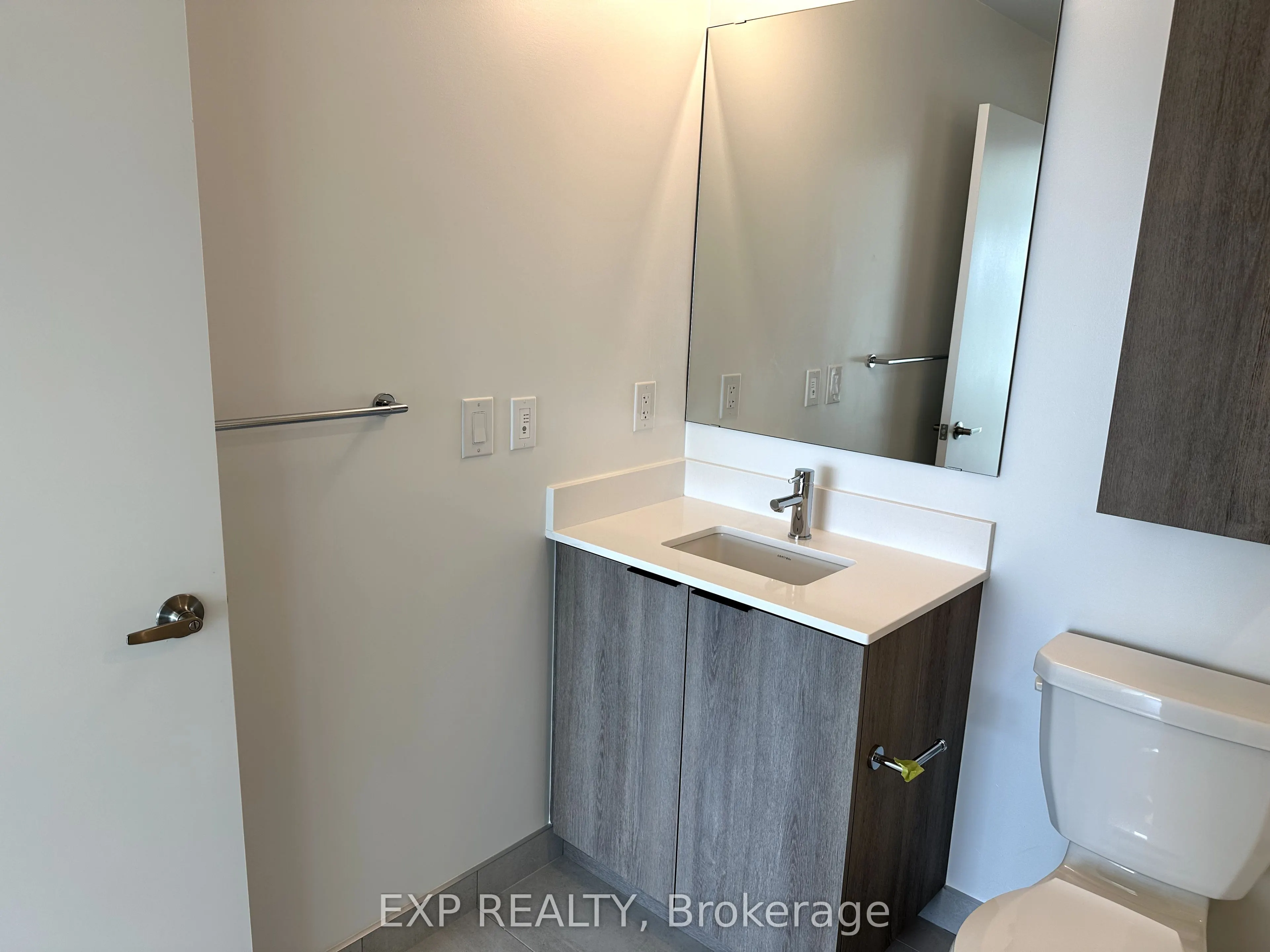 2485 Eglinton Avenue W, #1123