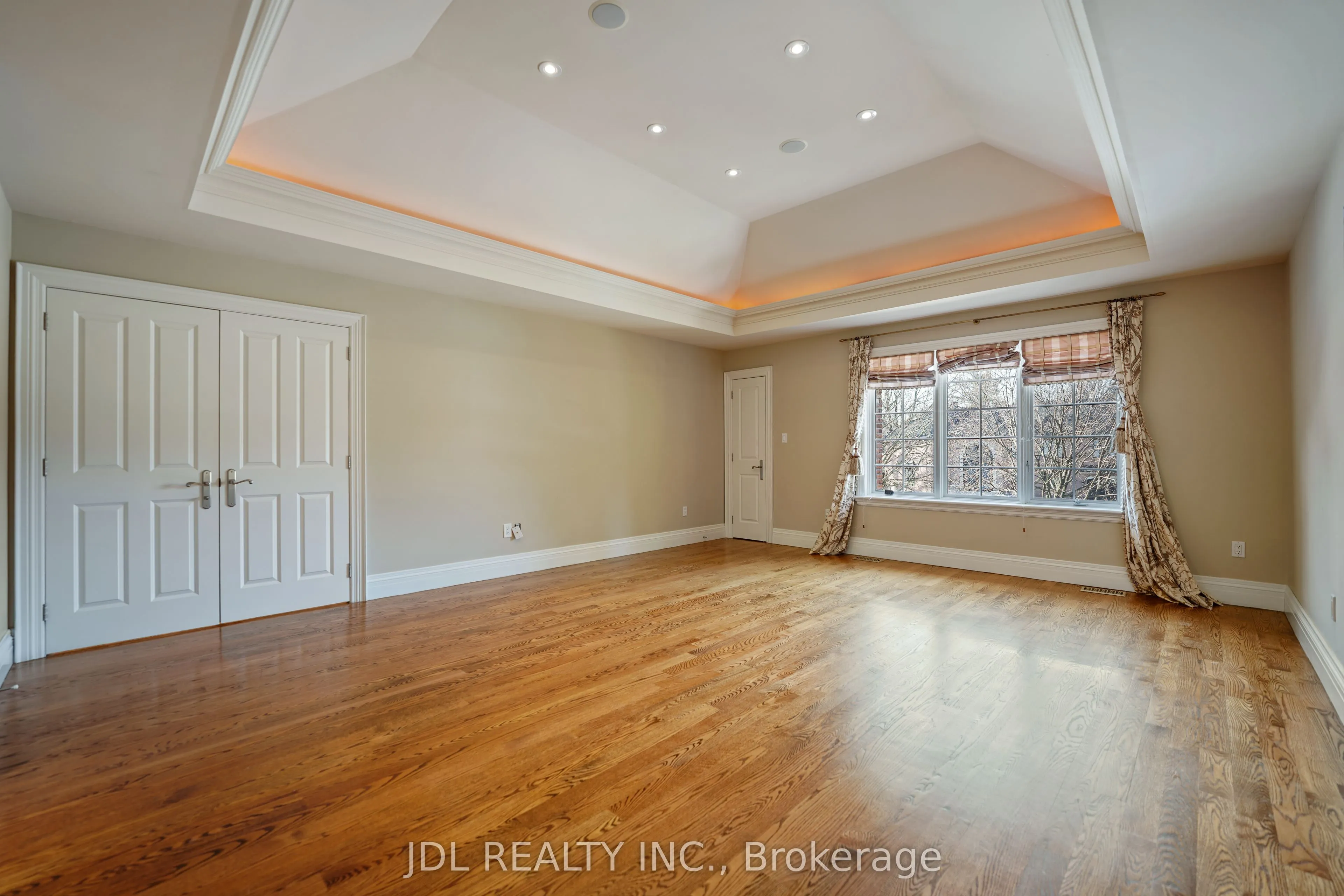 1283 Lindburgh Court