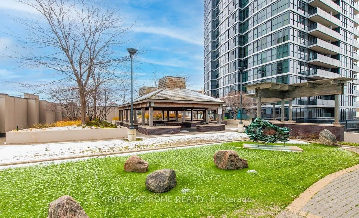5 Valhalla Inn Road, #1804