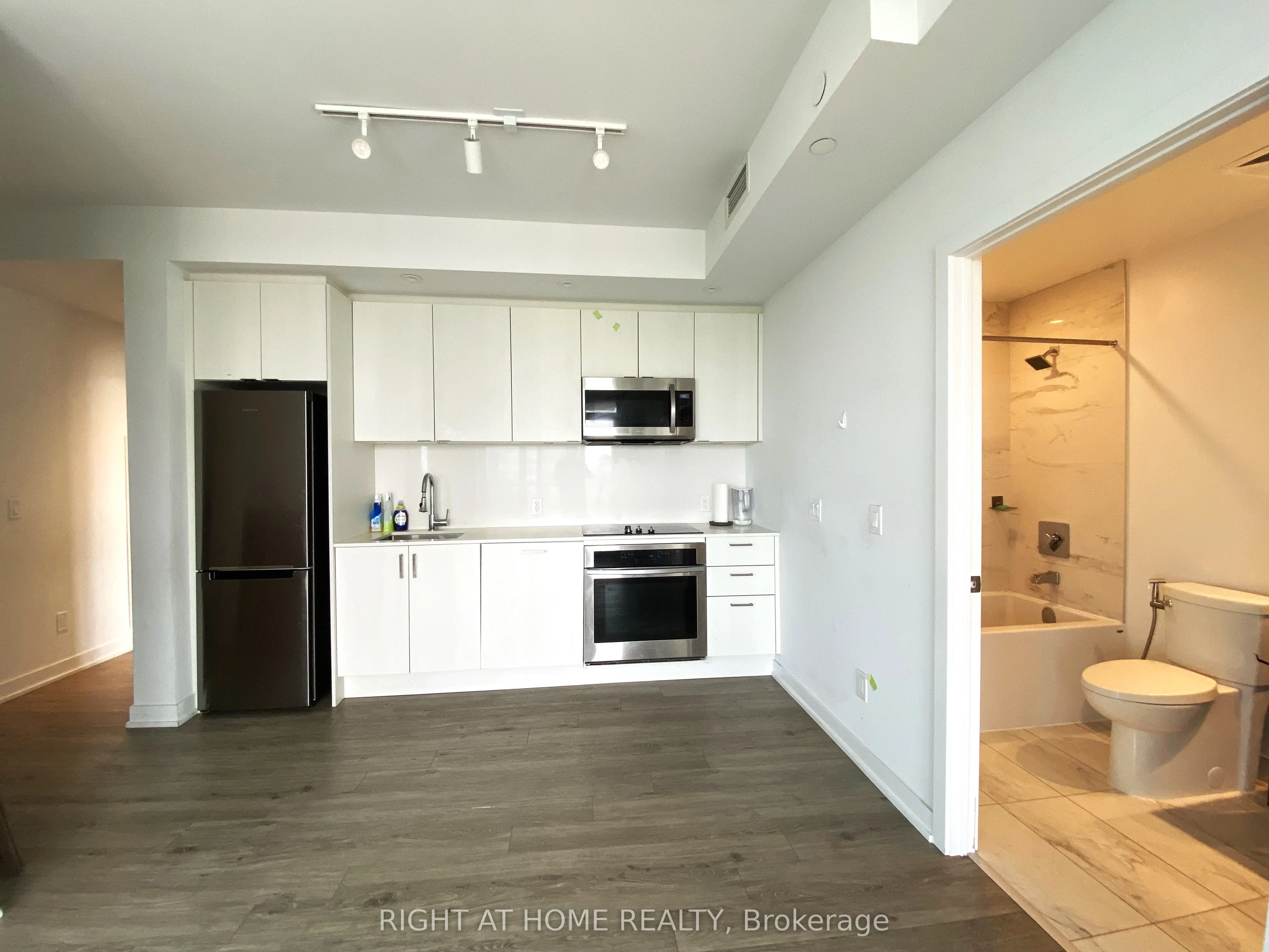 1928 Lakeshore Boulevard W, #2912