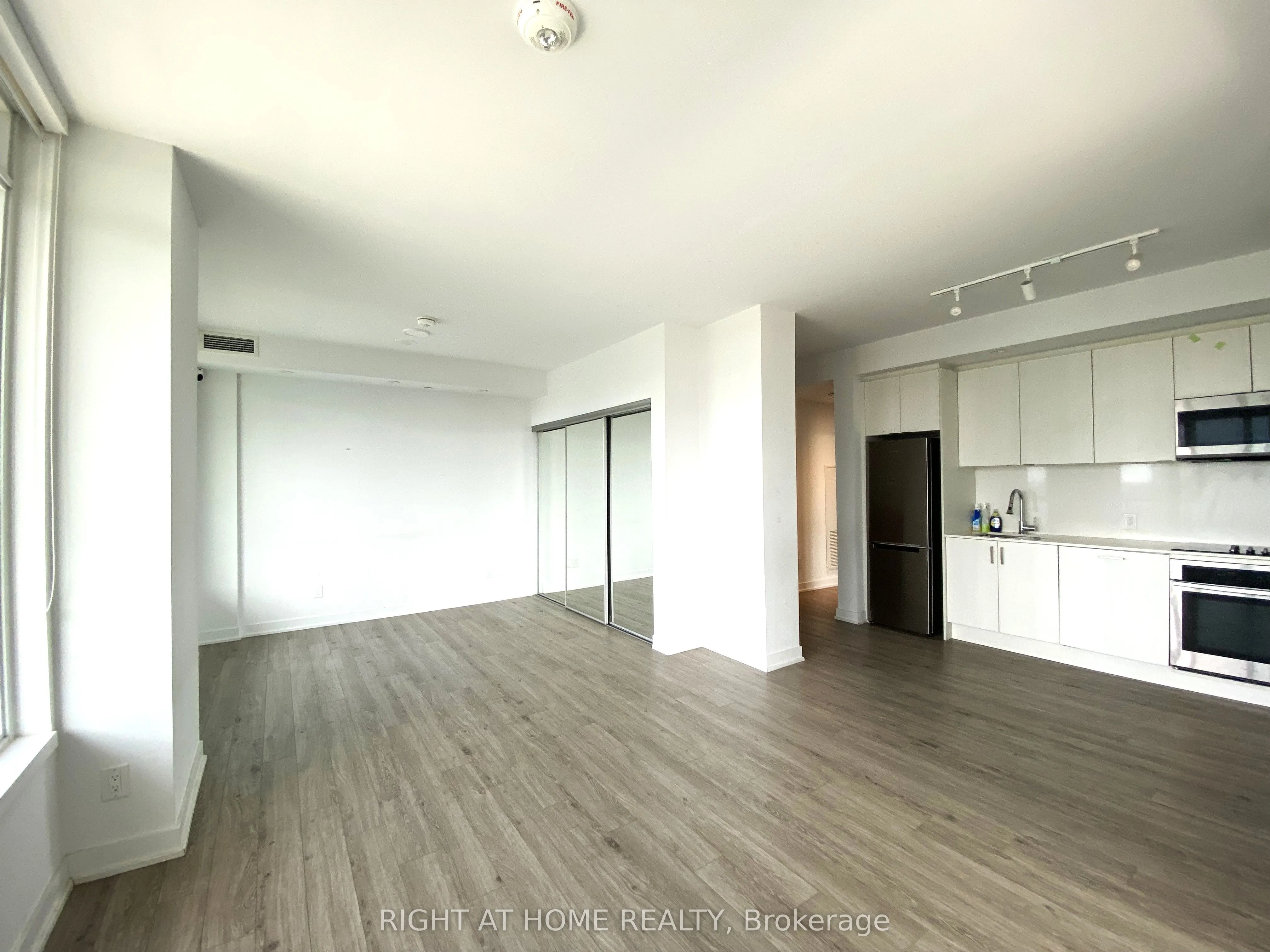 1928 Lakeshore Boulevard W, #2912