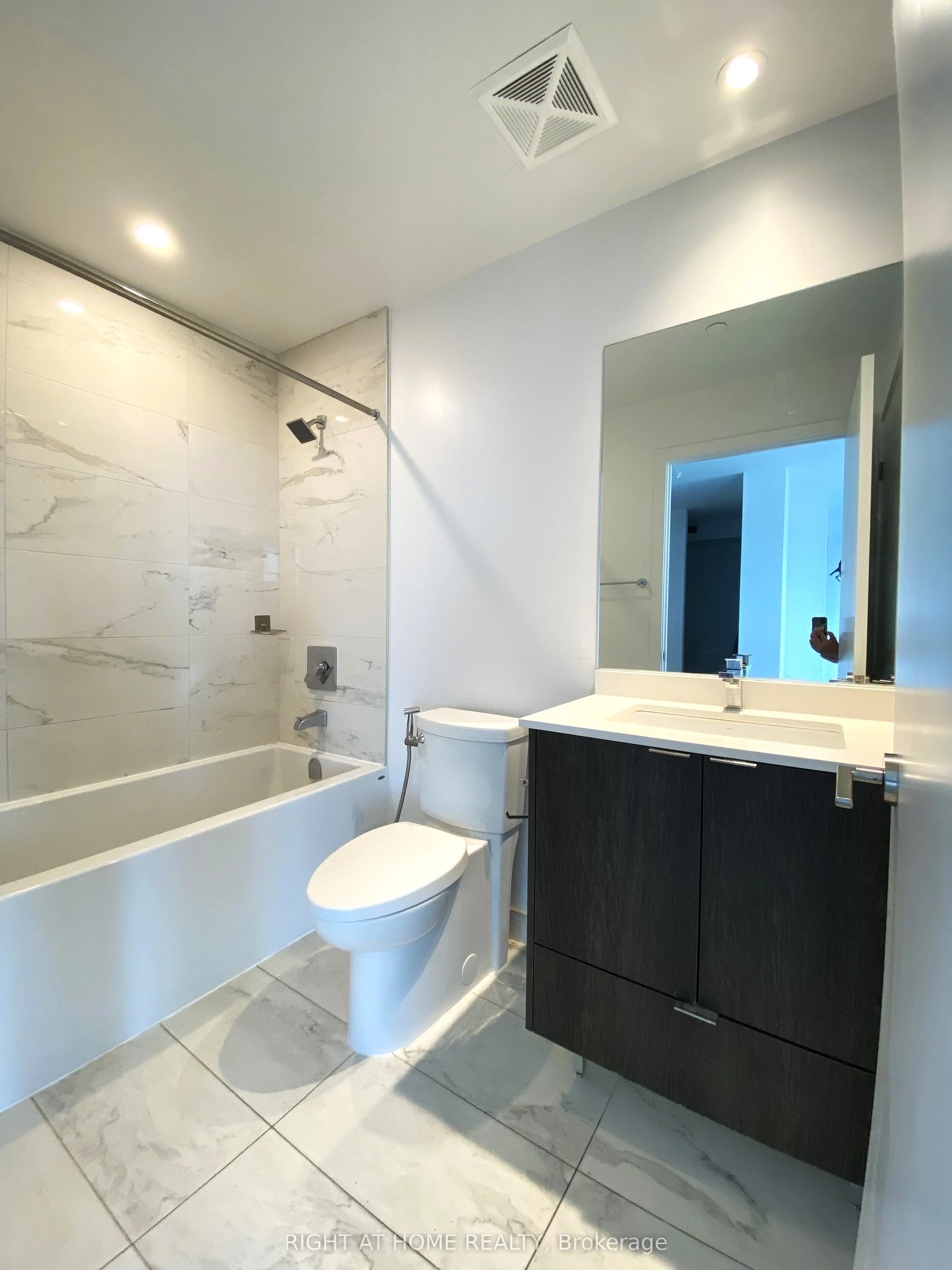 1928 Lakeshore Boulevard W, #2912