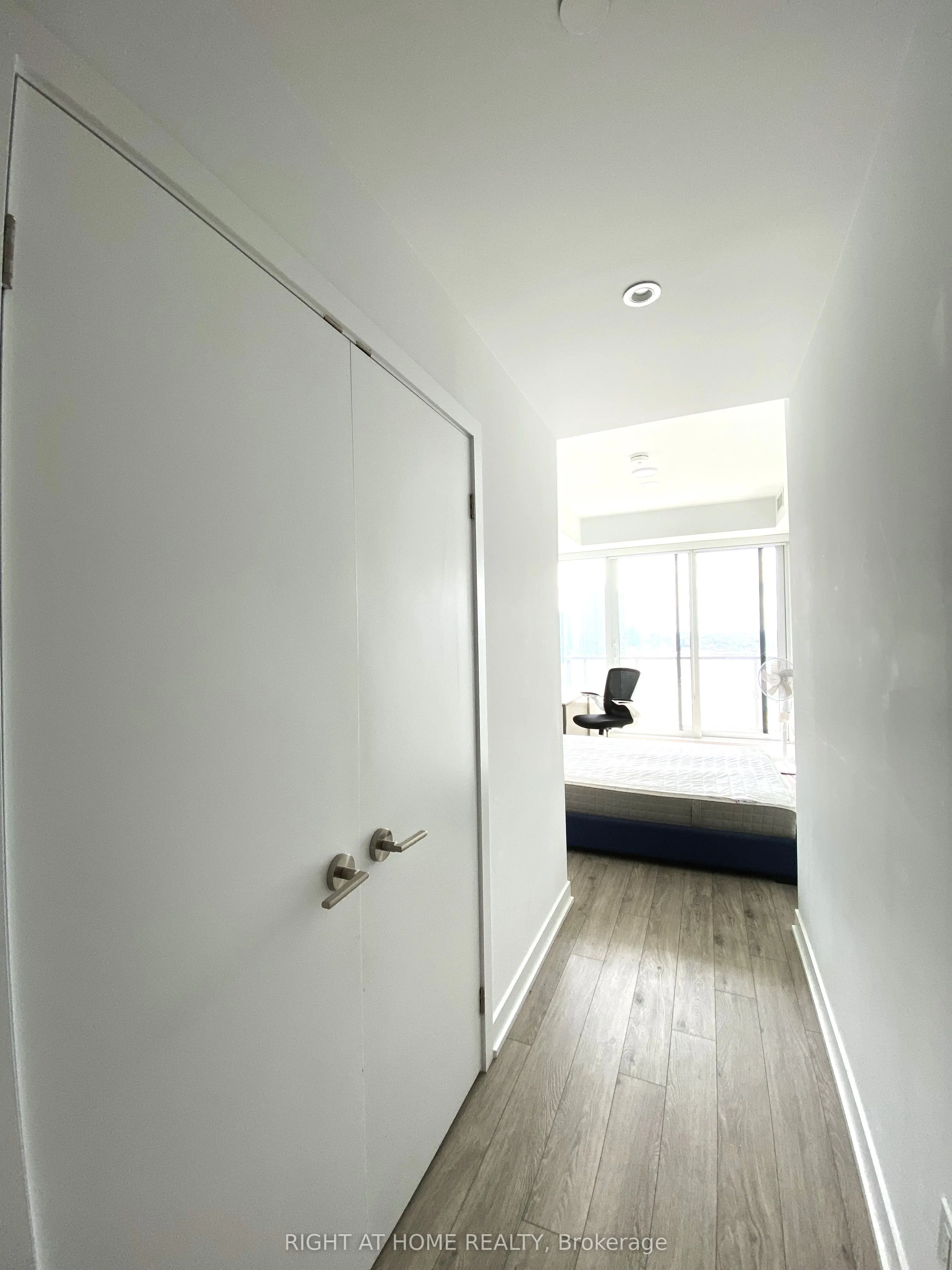 1928 Lakeshore Boulevard W, #2912