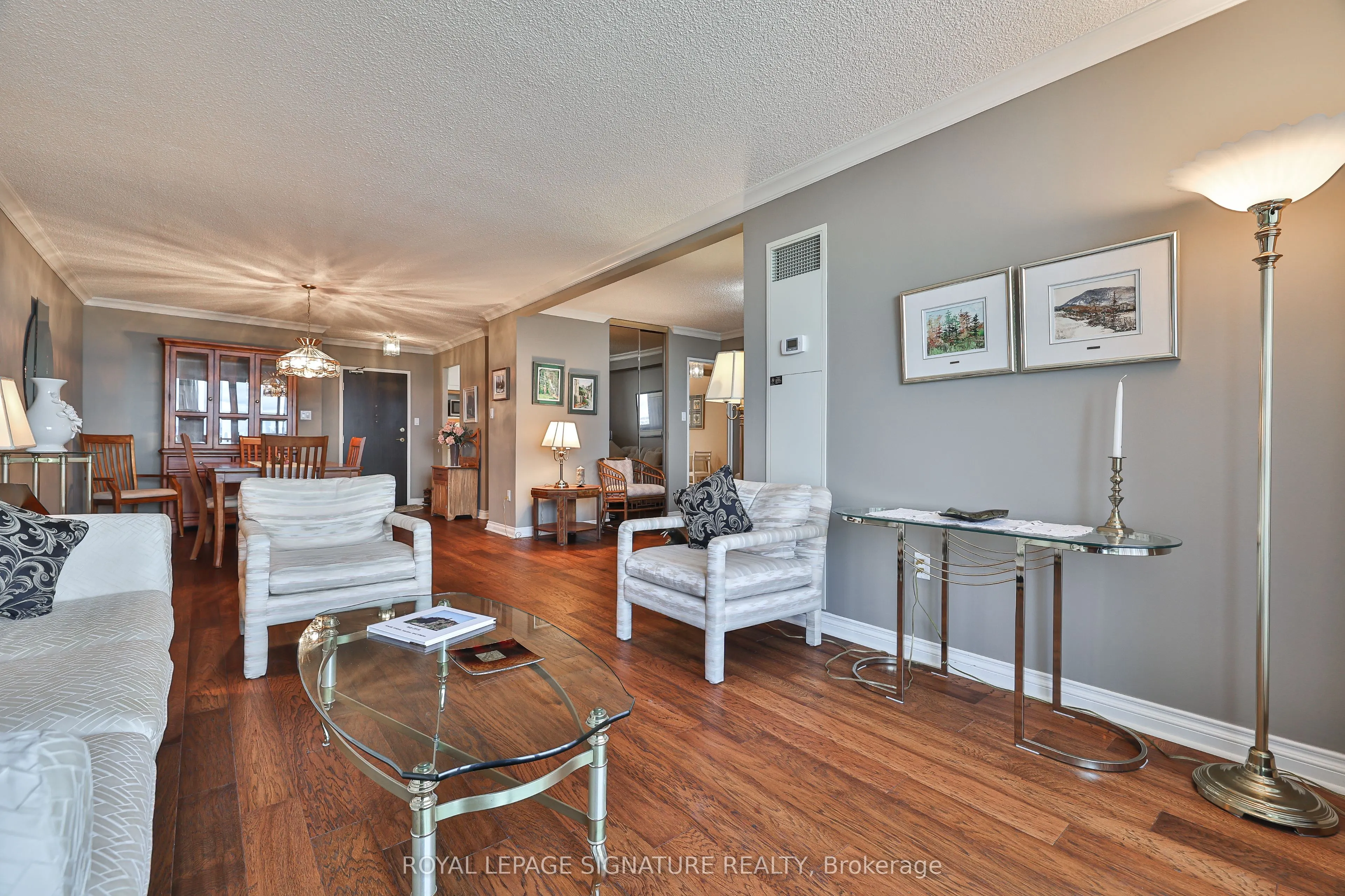 820 Burnhamthorpe Road, #2105
