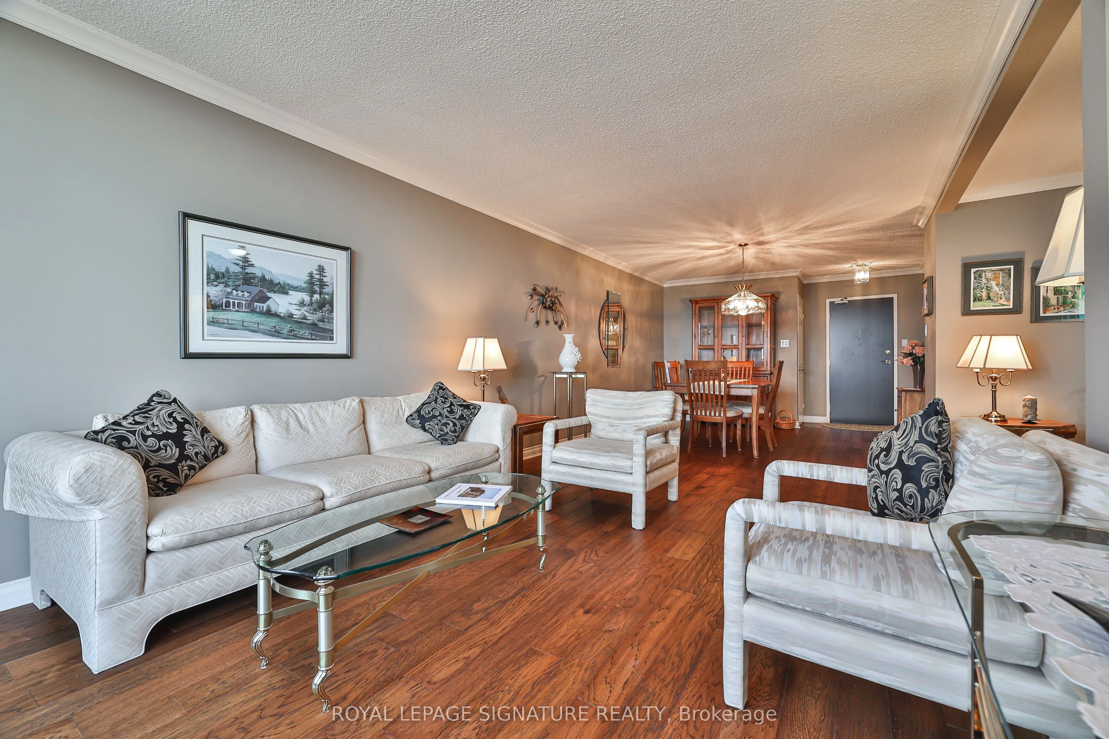 820 Burnhamthorpe Road, #2105