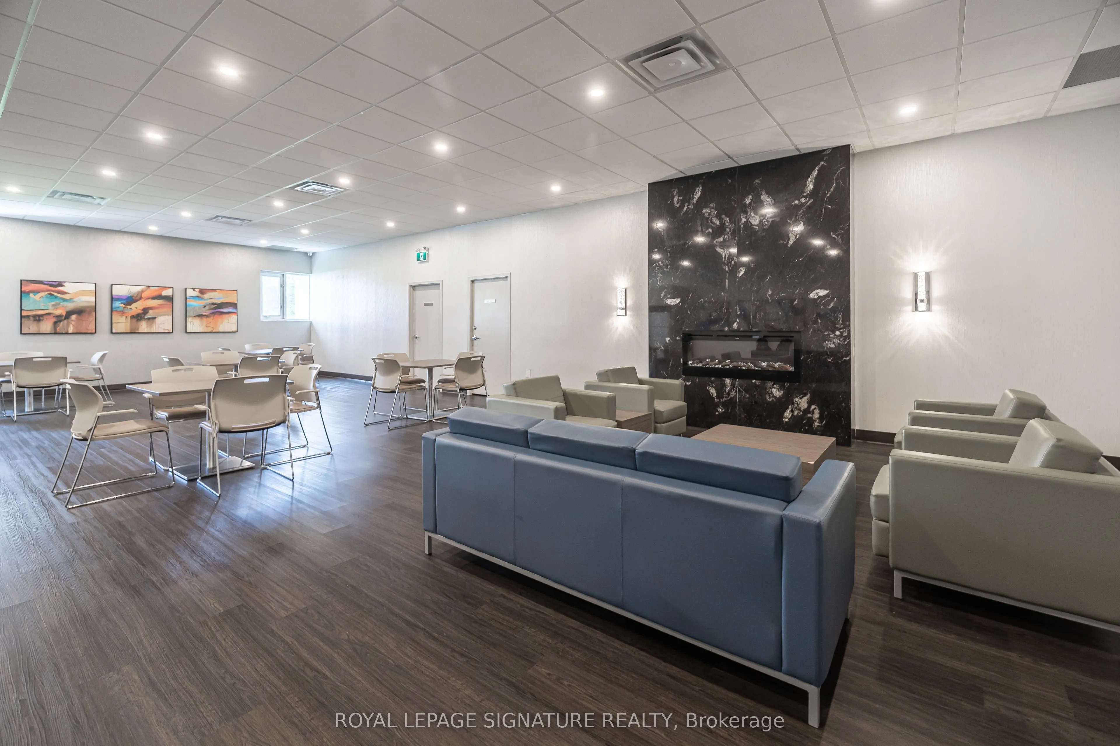 820 Burnhamthorpe Road, #2105