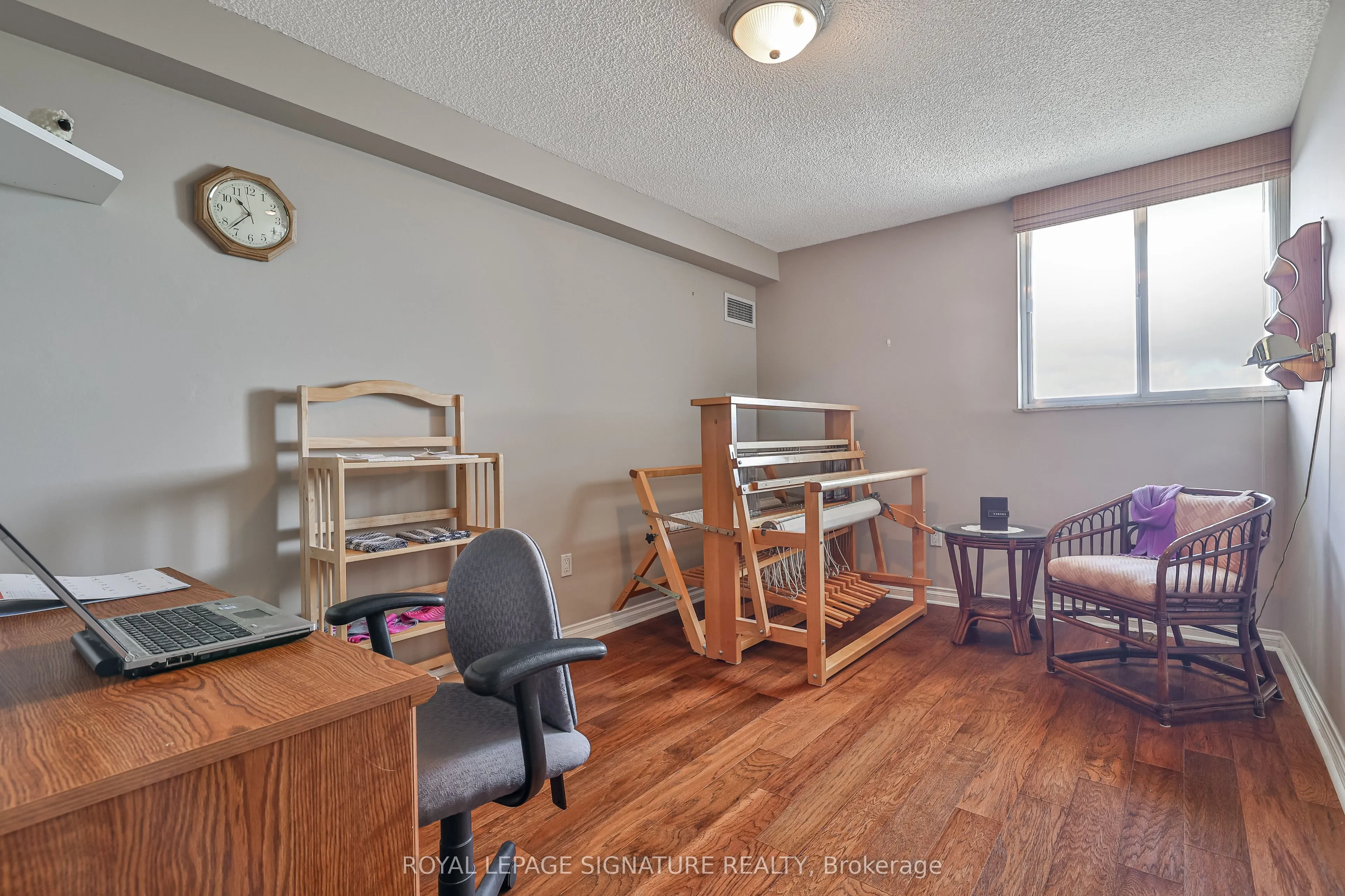 820 Burnhamthorpe Road, #2105