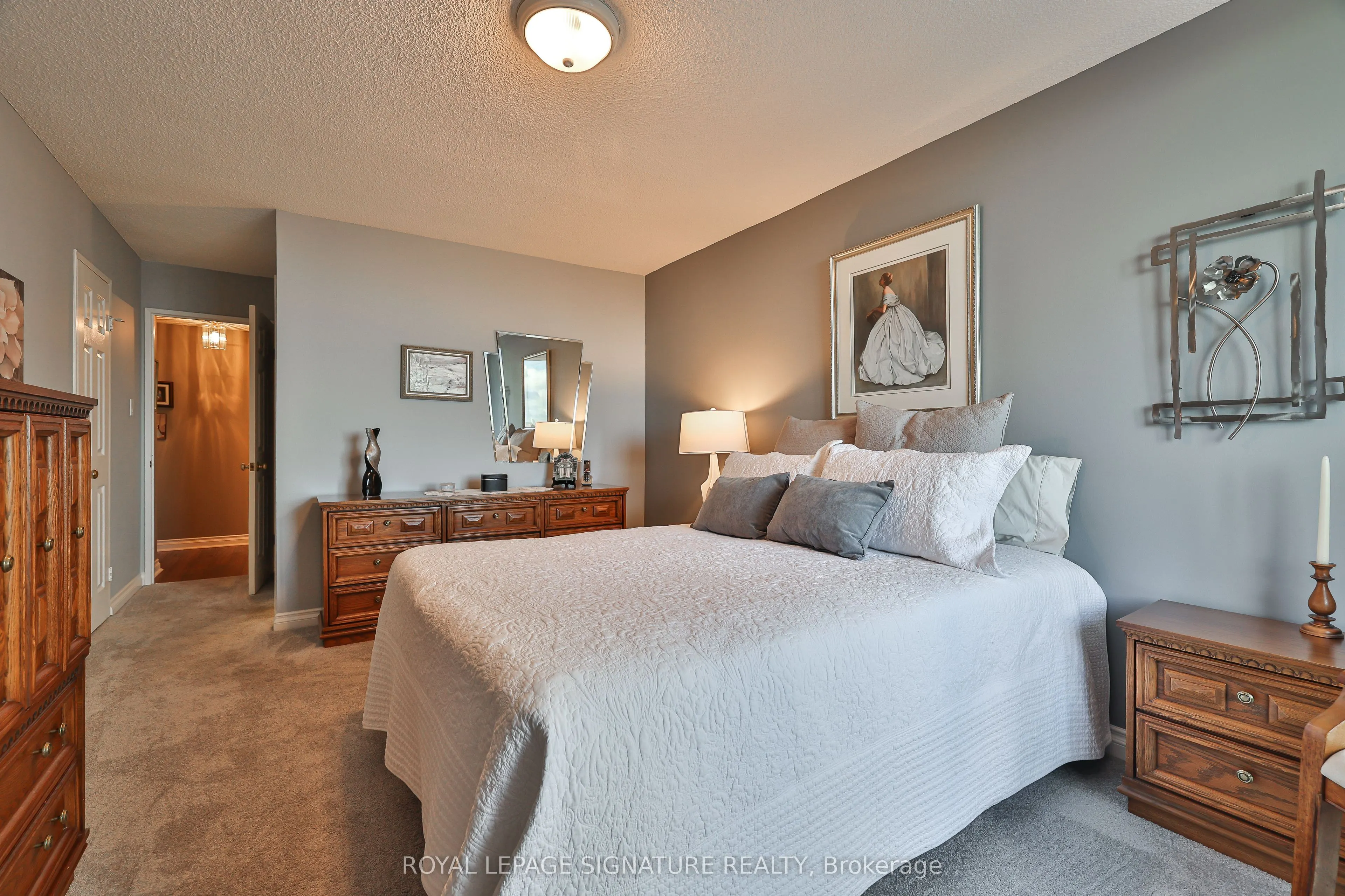 820 Burnhamthorpe Road, #2105