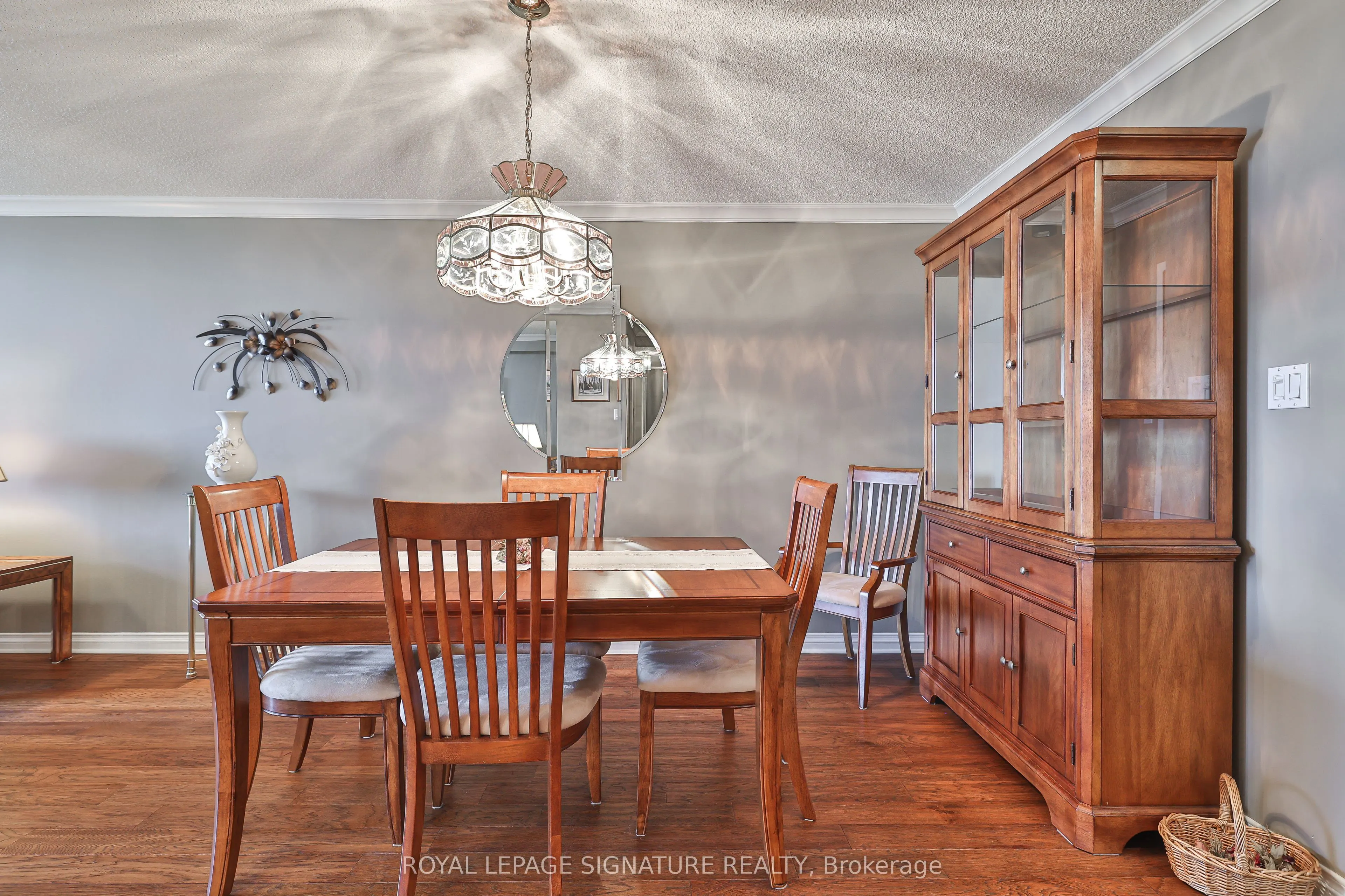 820 Burnhamthorpe Road, #2105