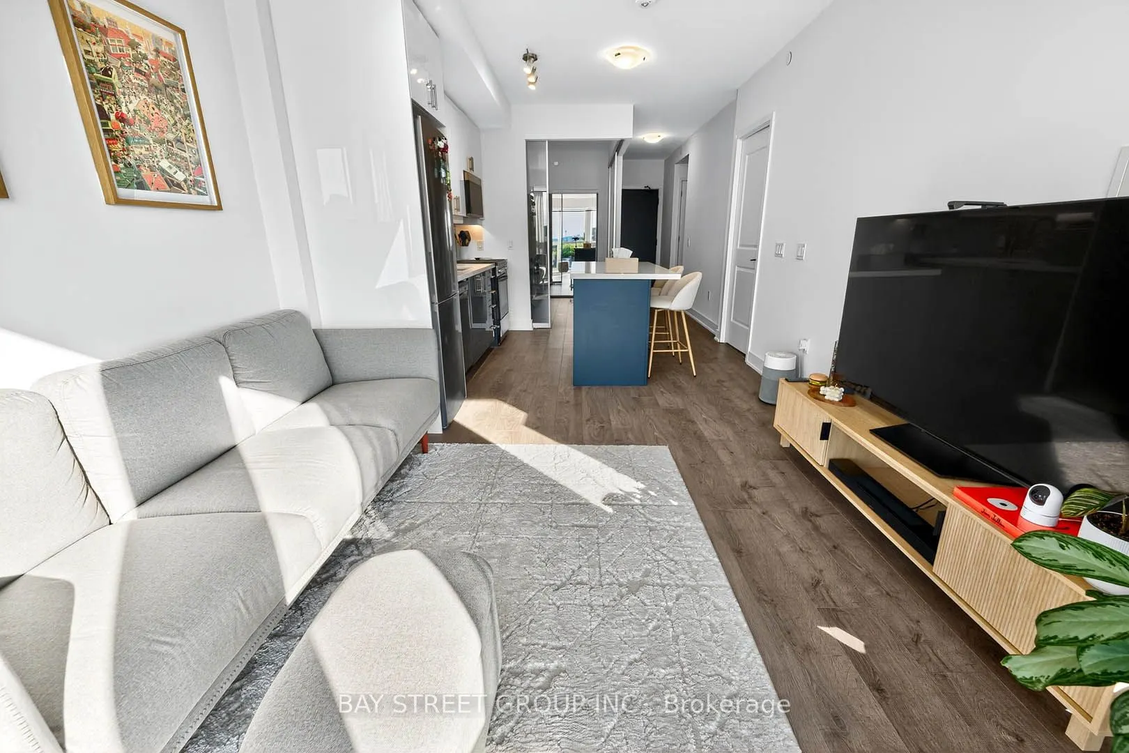2343 Khalsa Gate, #716