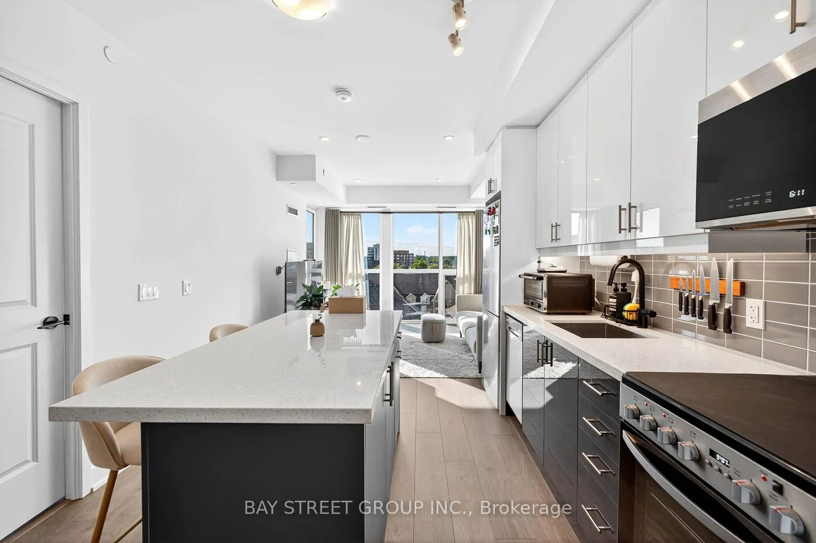2343 Khalsa Gate, #716