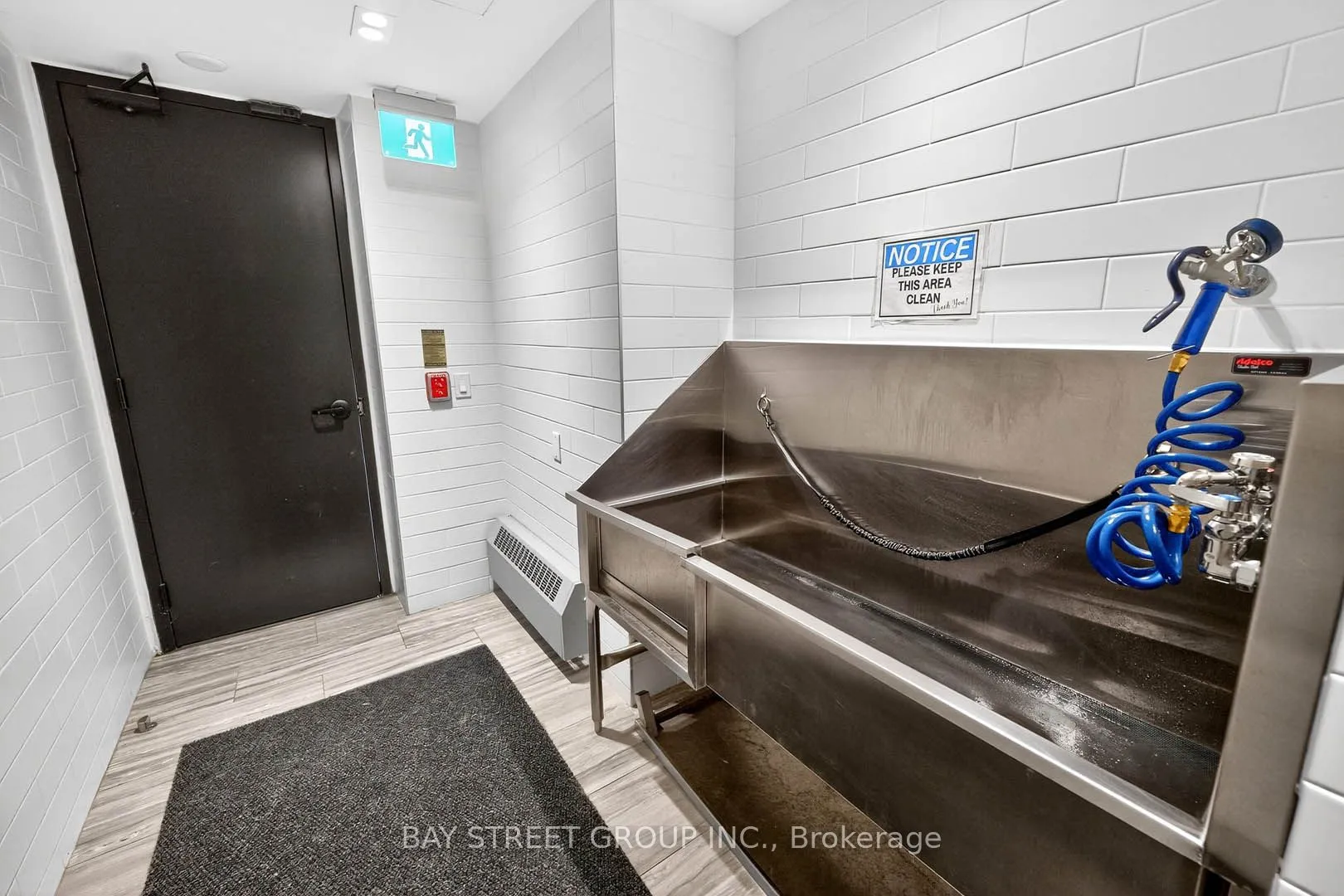 2343 Khalsa Gate, #716