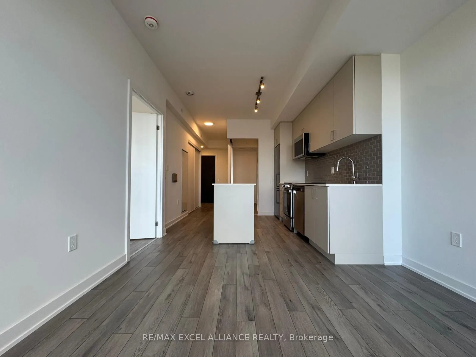 1005 Dundas Street E, #129