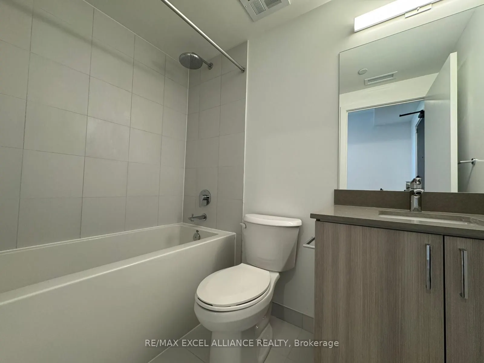 1005 Dundas Street E, #625