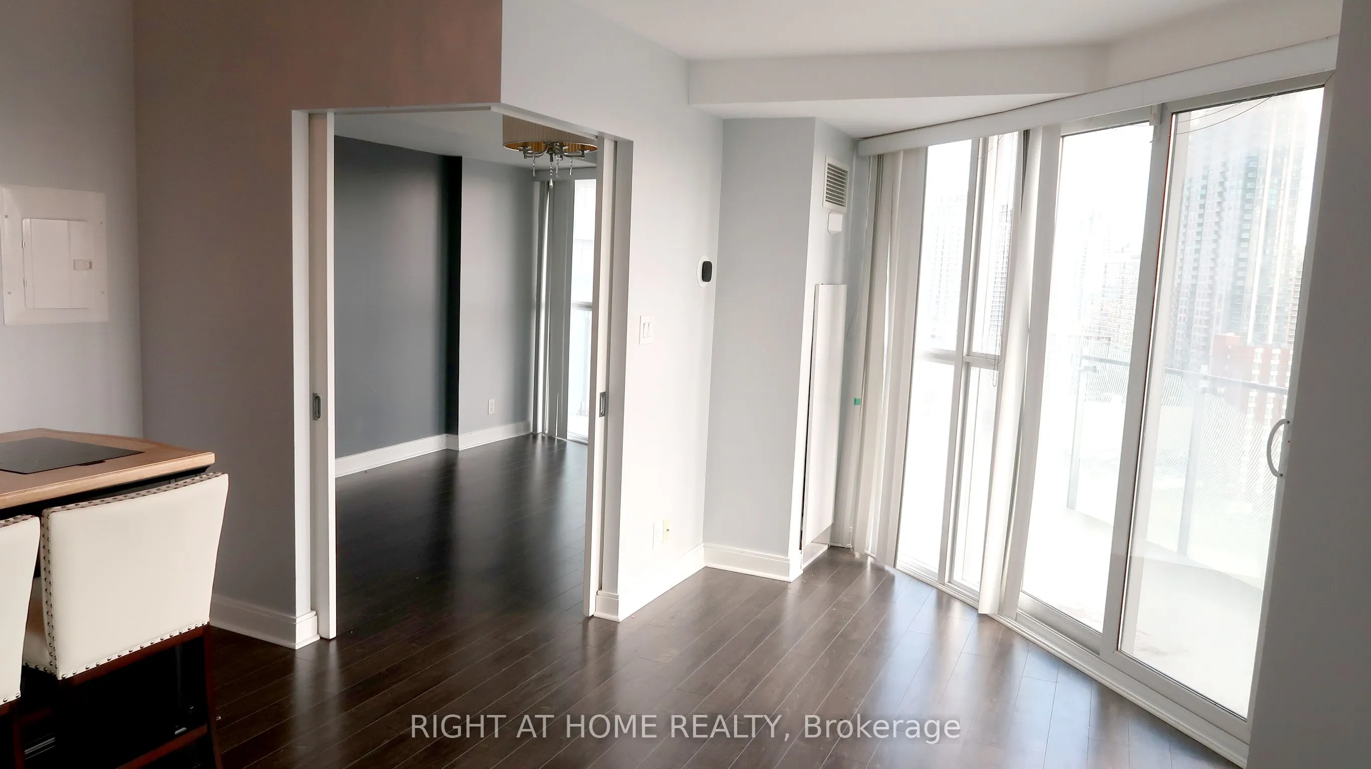 50 Absolute Avenue, #1606