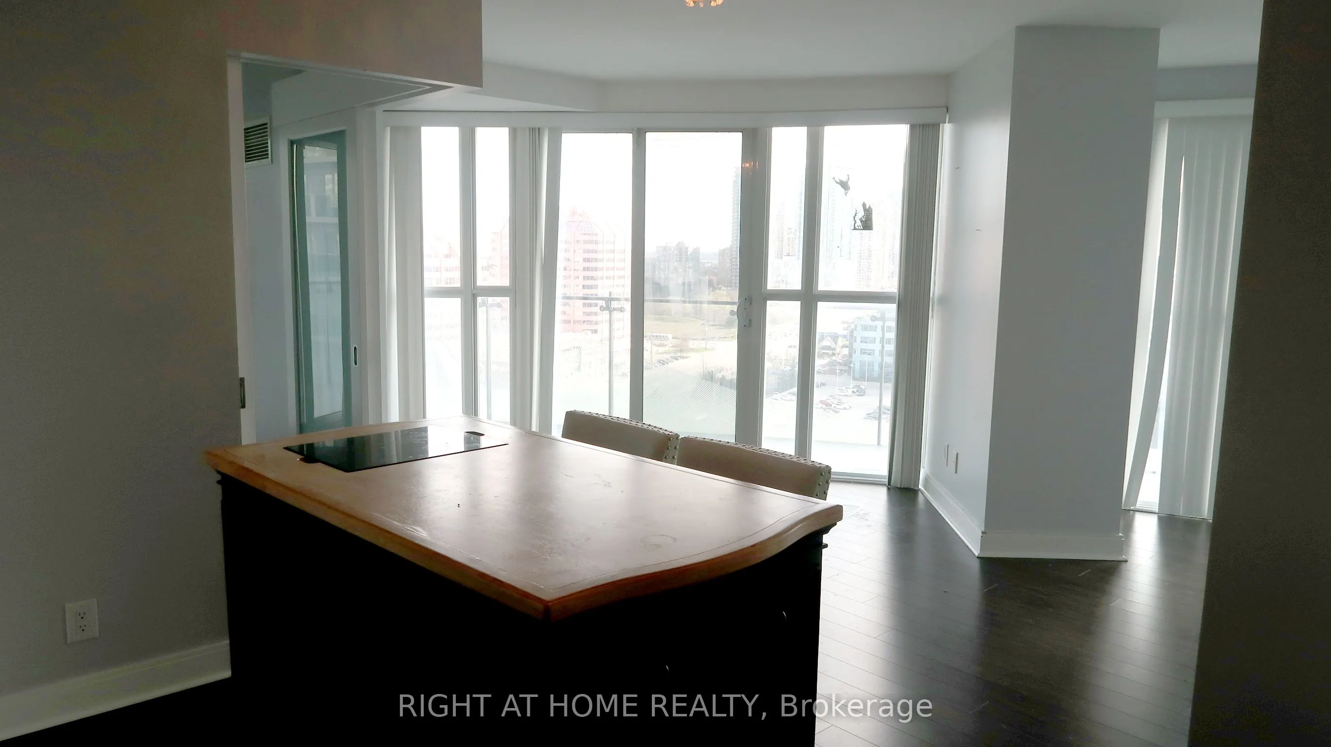 50 Absolute Avenue, #1606