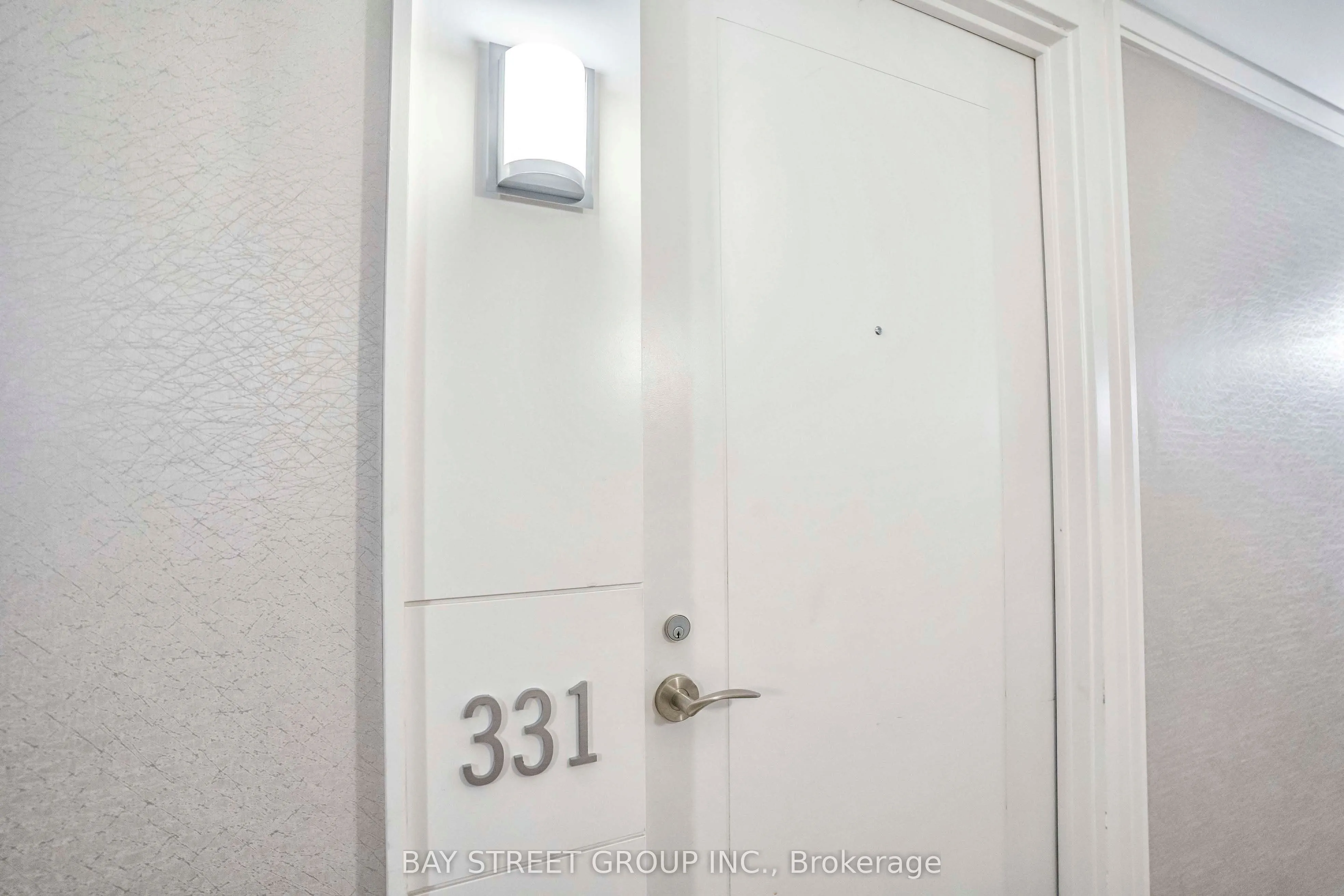 830 Lawrence Ave Avenue W, #331