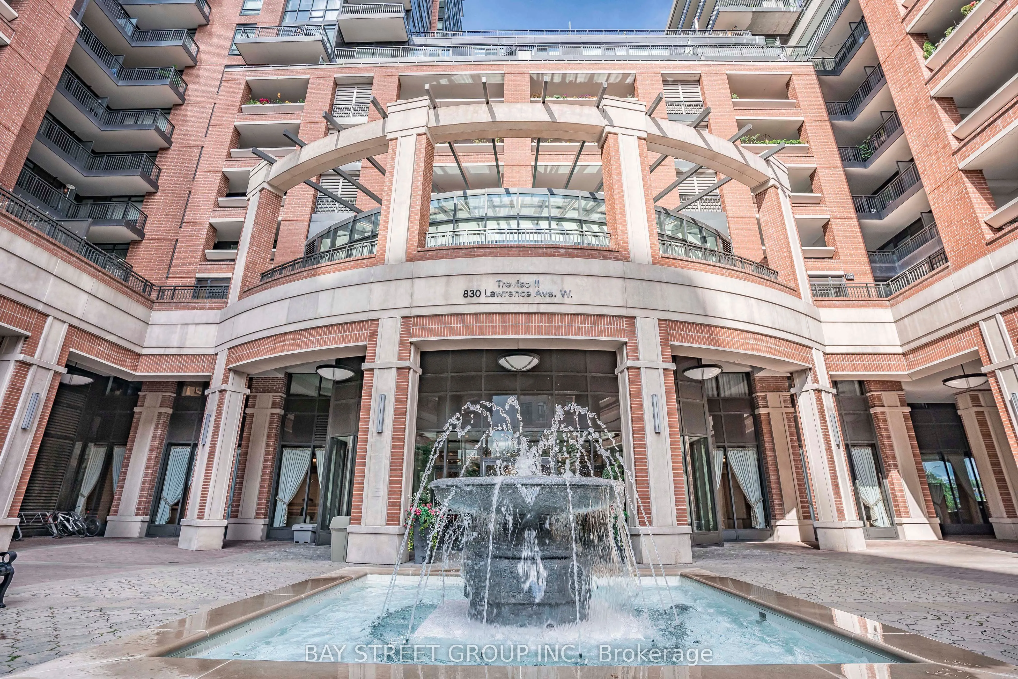 830 Lawrence Ave Avenue W, #331