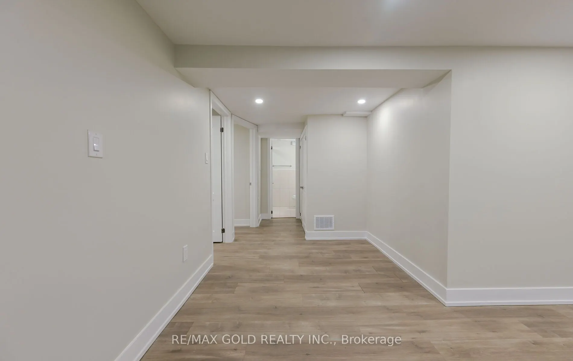 15 Flavian Crescent