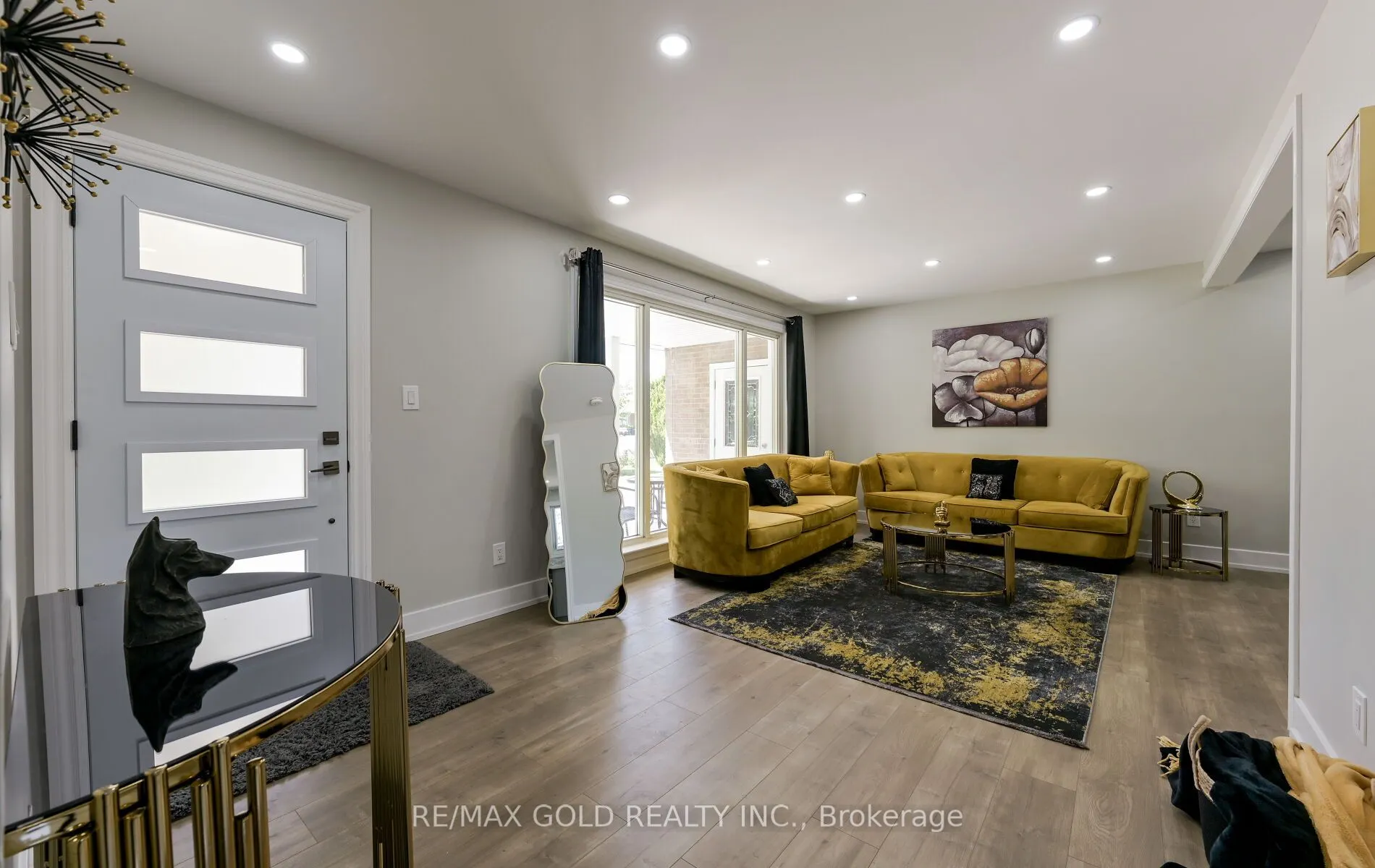 15 Flavian Crescent
