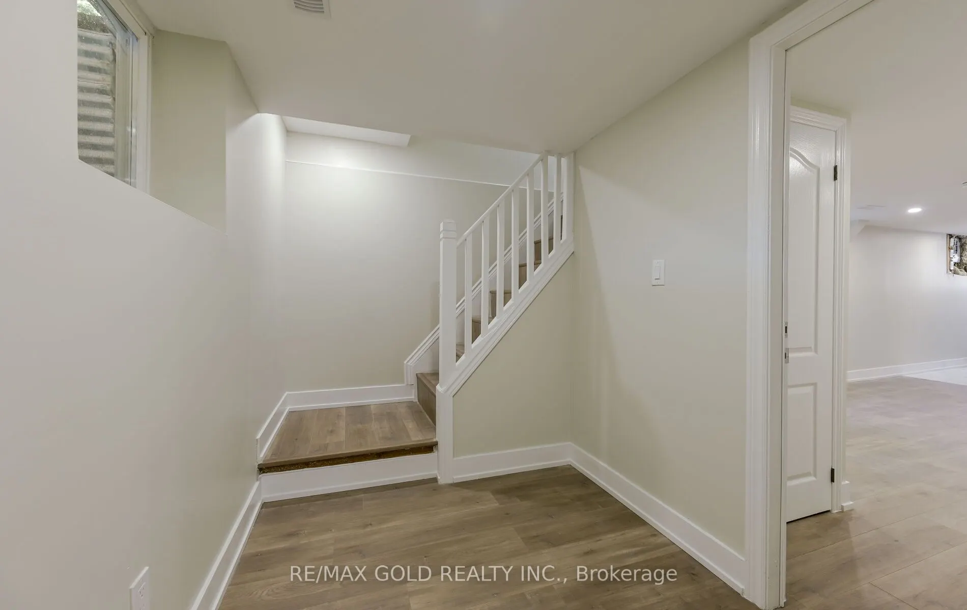 15 Flavian Crescent