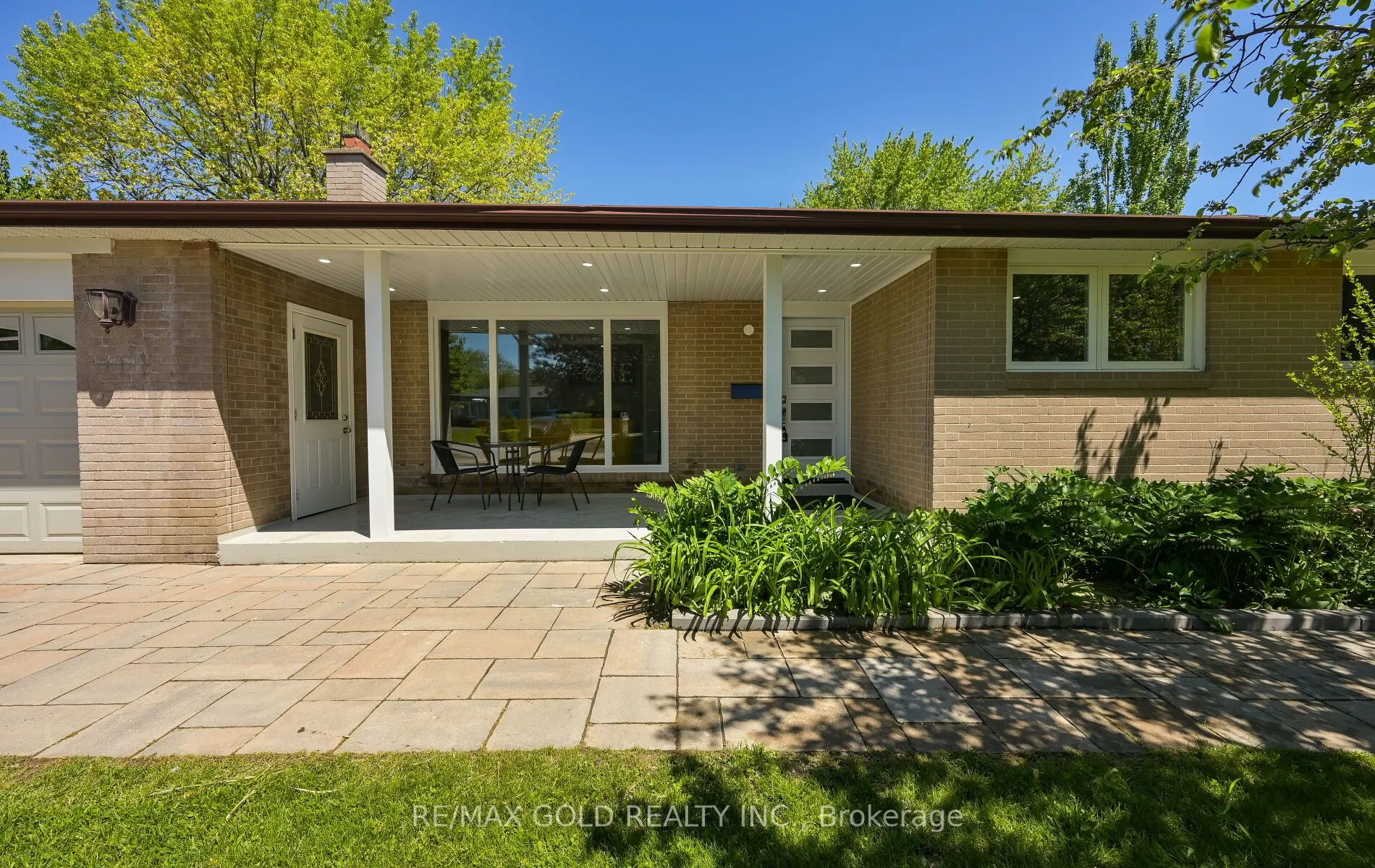 15 Flavian Crescent