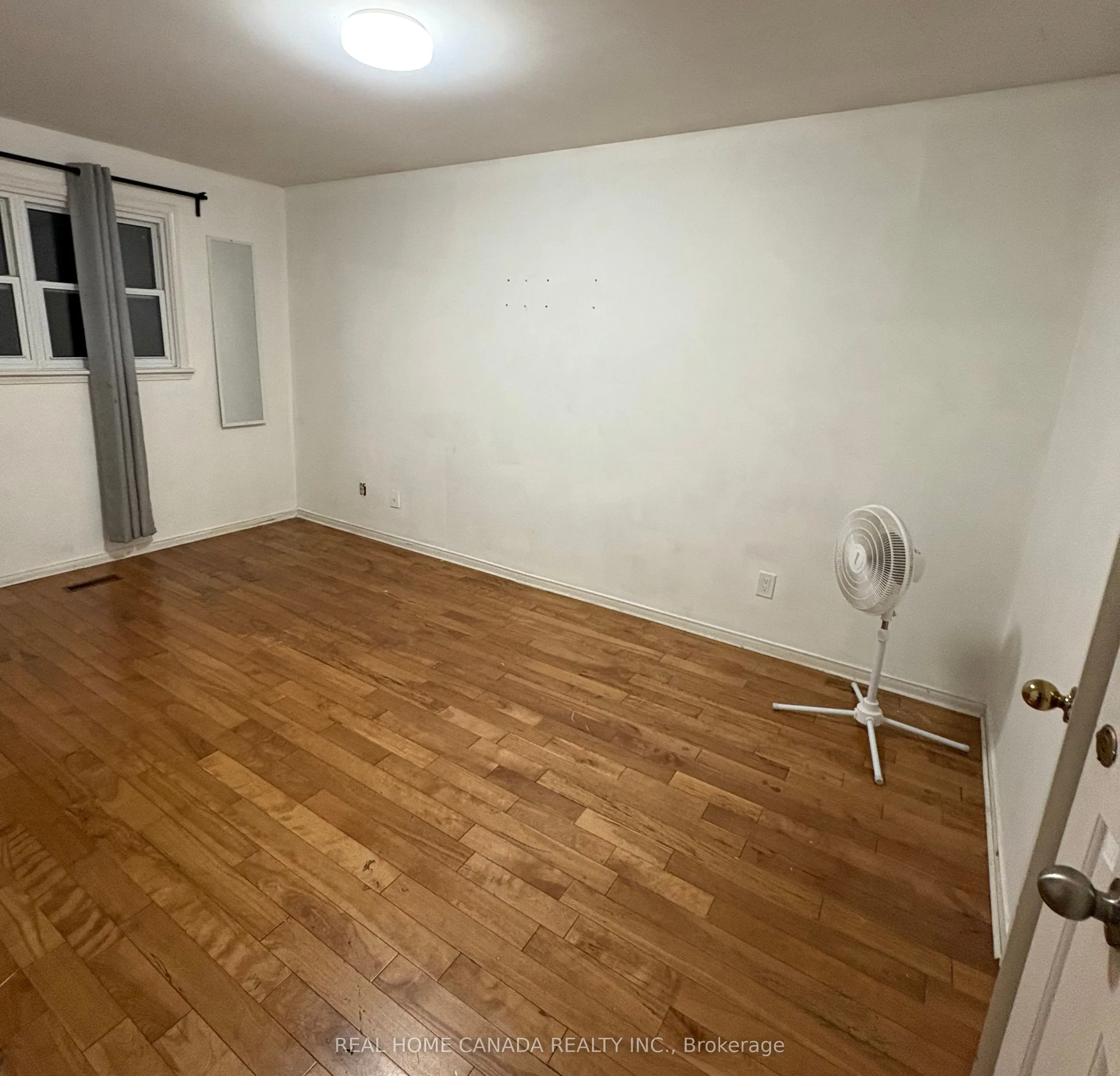 38 Chopin Crescent, #2nd Bedrm