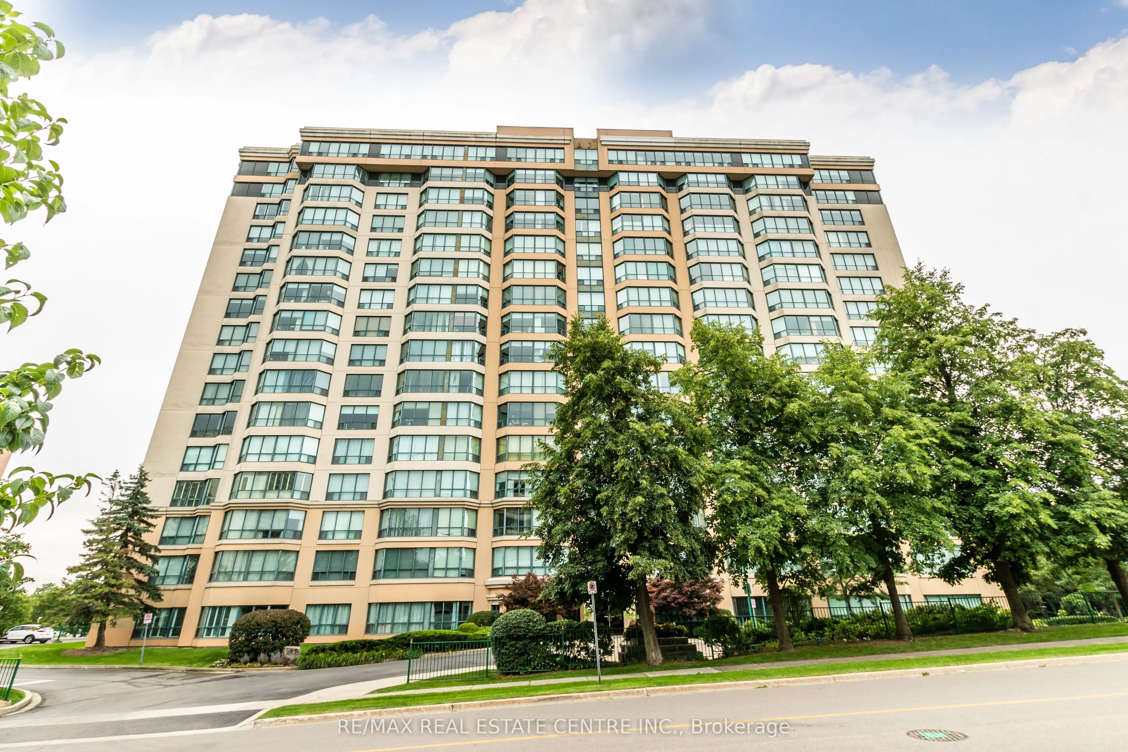 100 Millside Drive, #1109