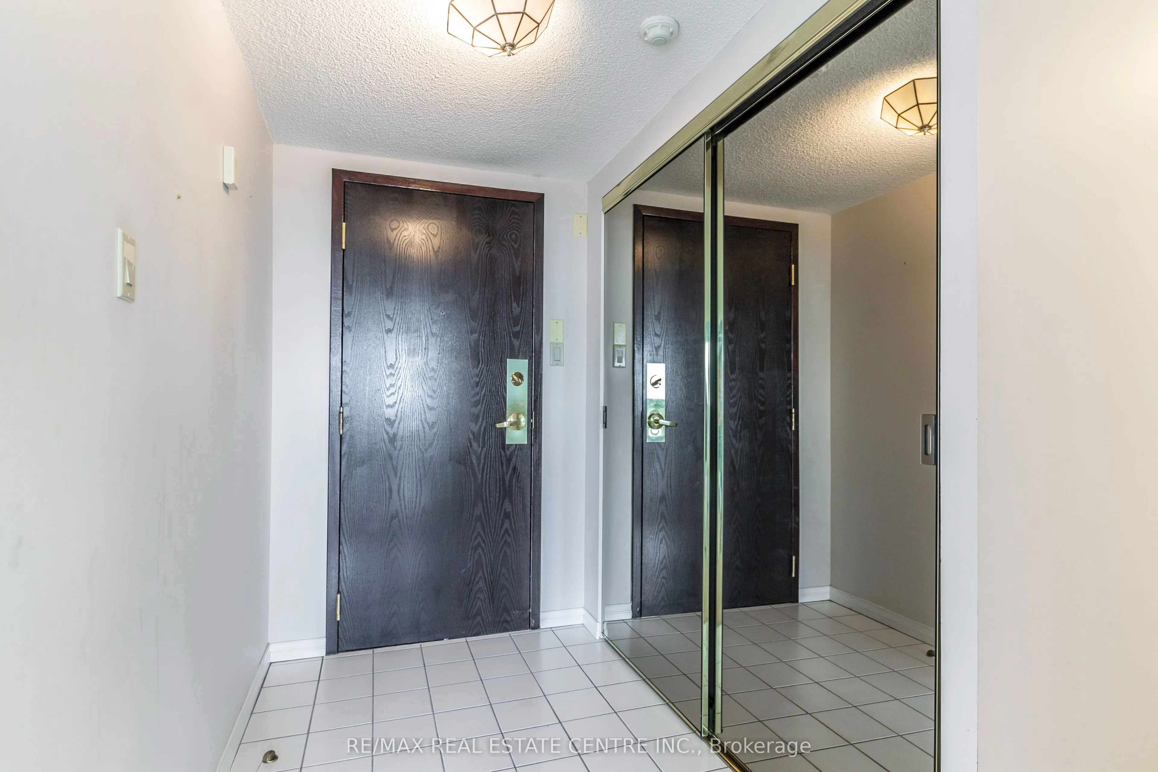 100 Millside Drive, #1109