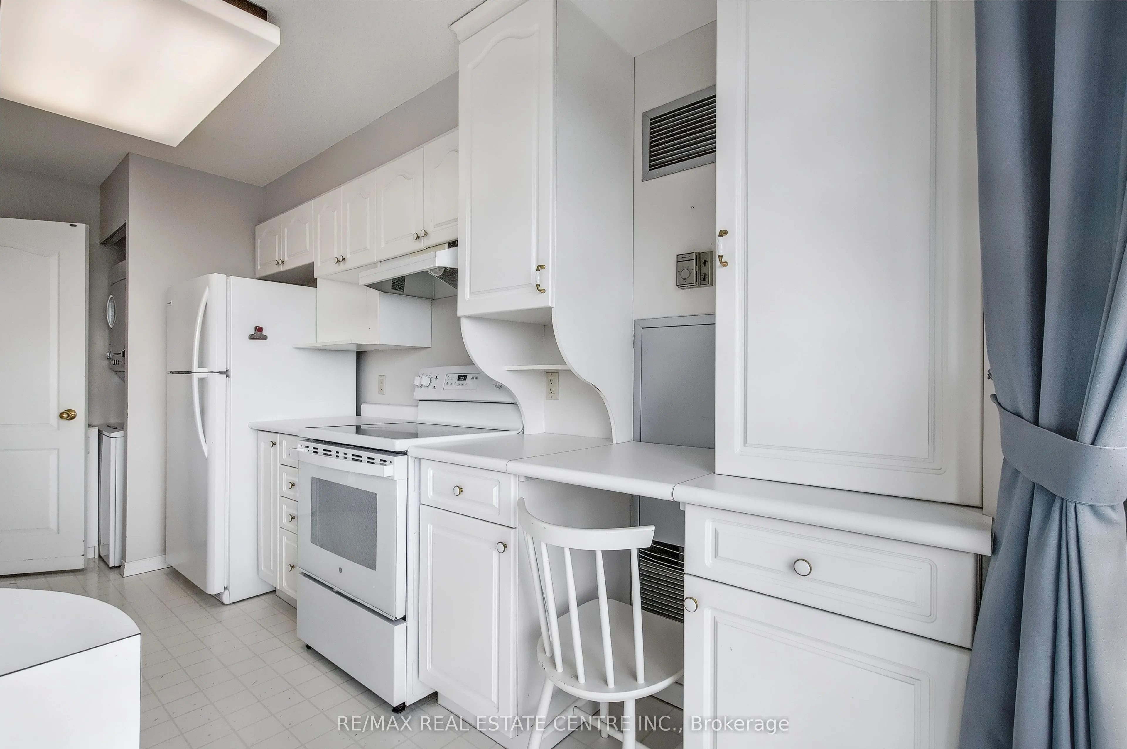100 Millside Drive, #1109