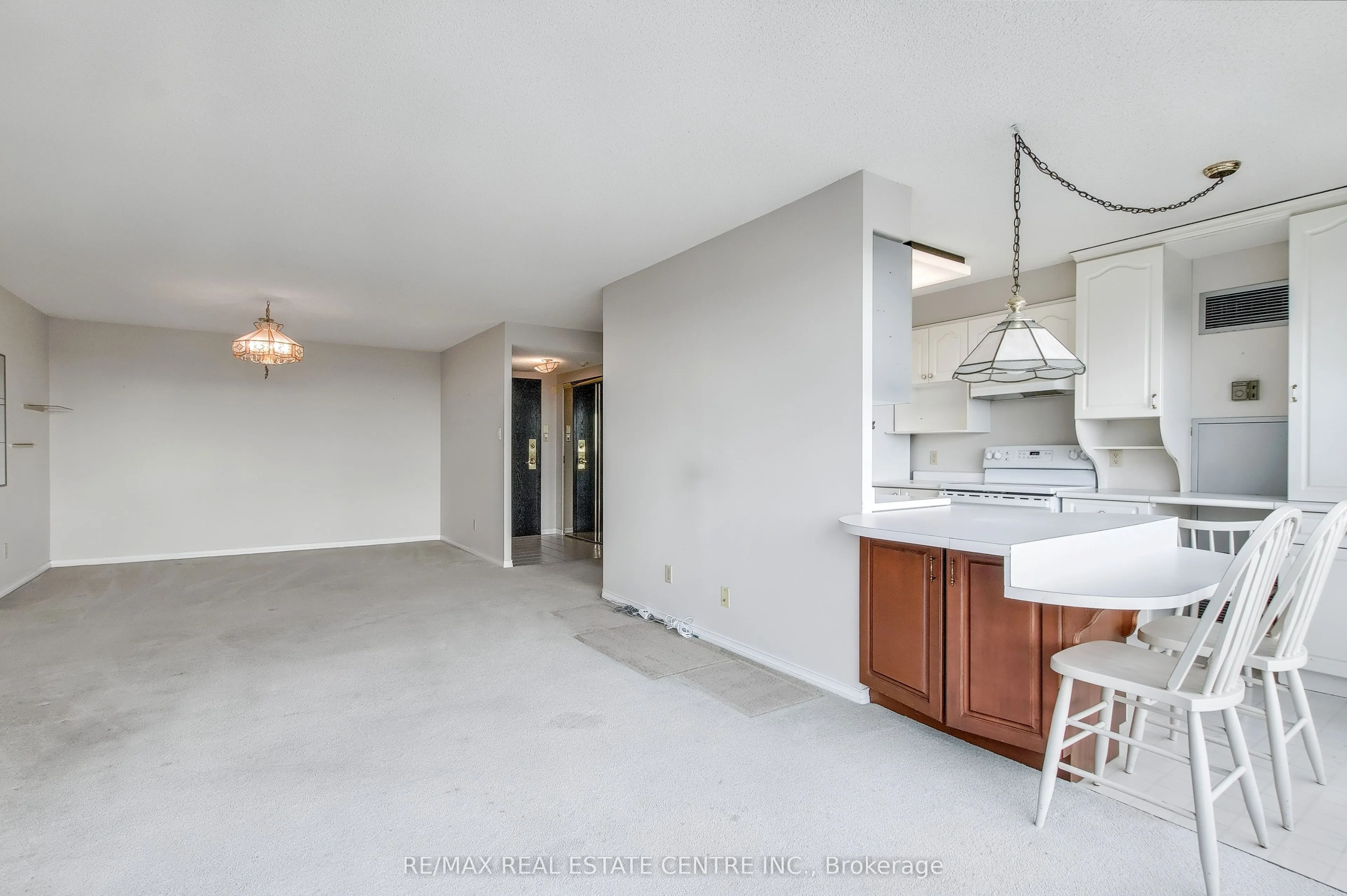 100 Millside Drive, #1109
