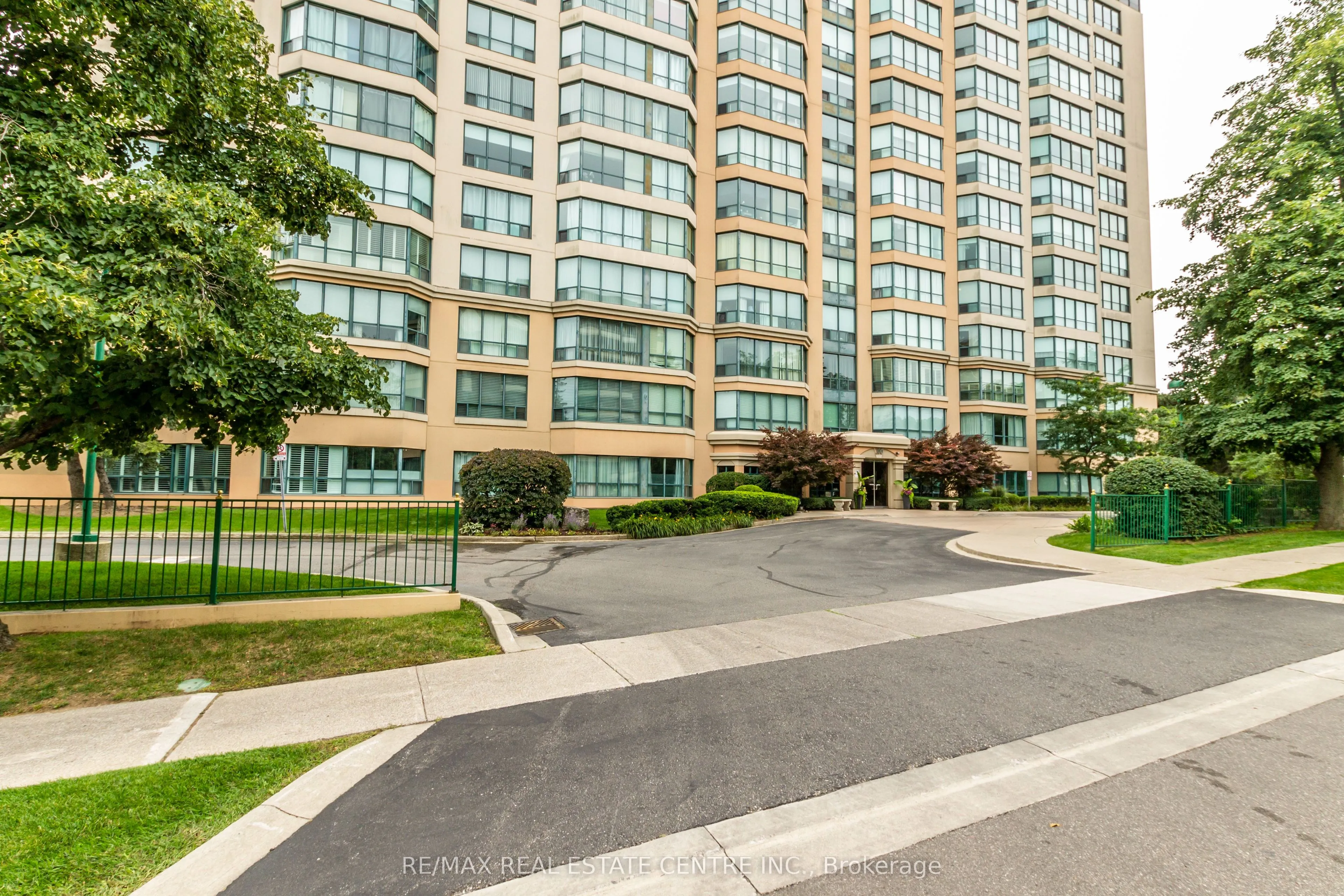 100 Millside Drive, #1109