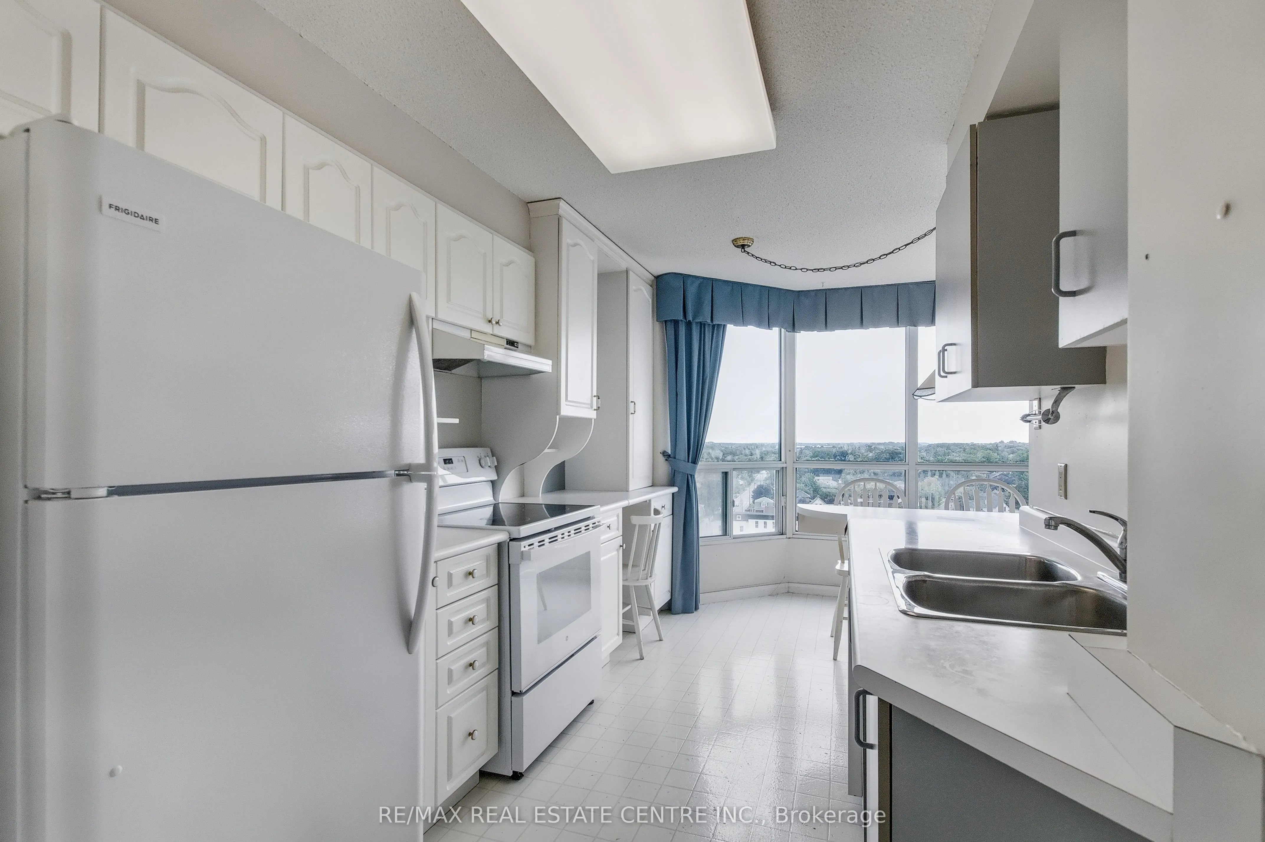 100 Millside Drive, #1109
