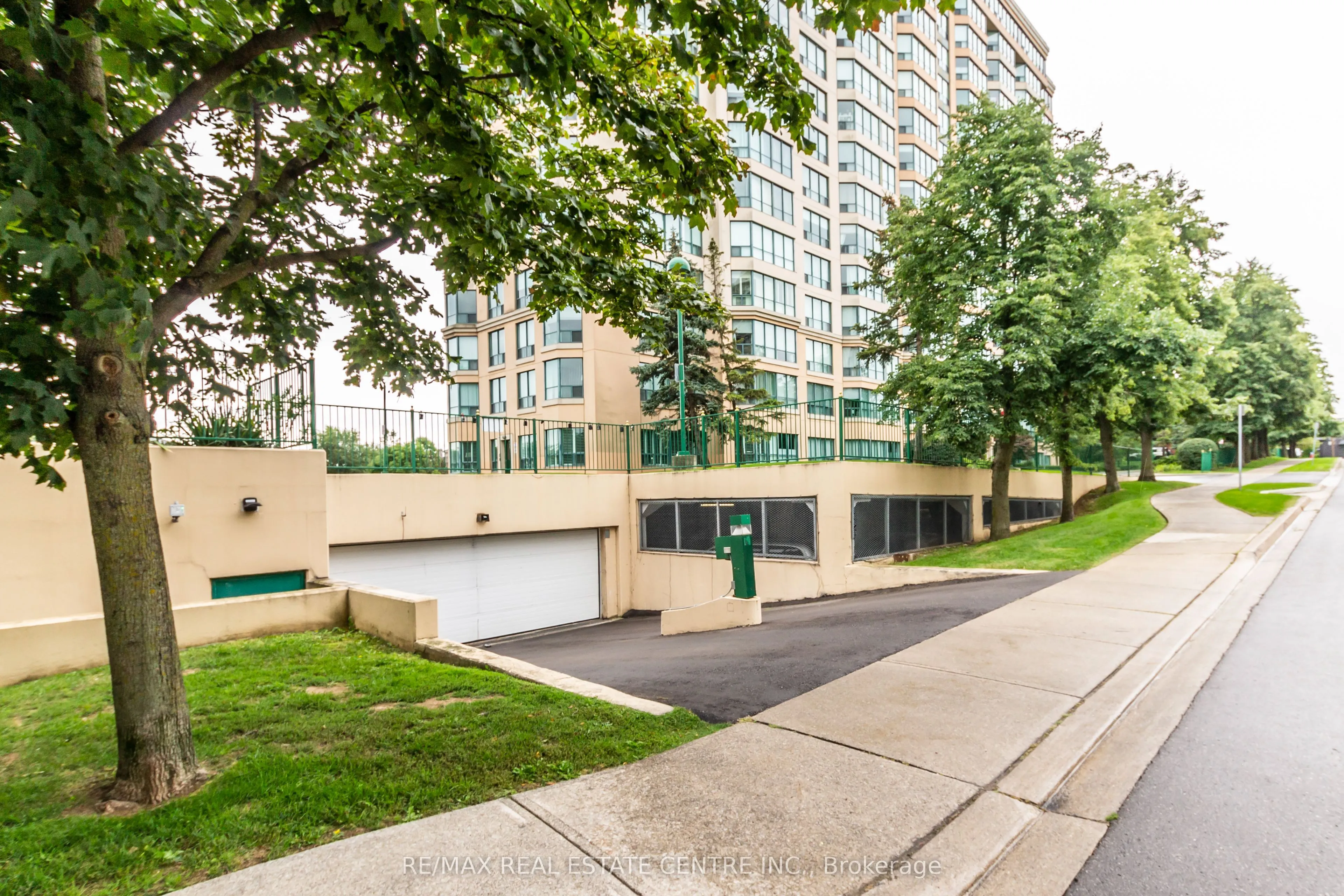 100 Millside Drive, #1109
