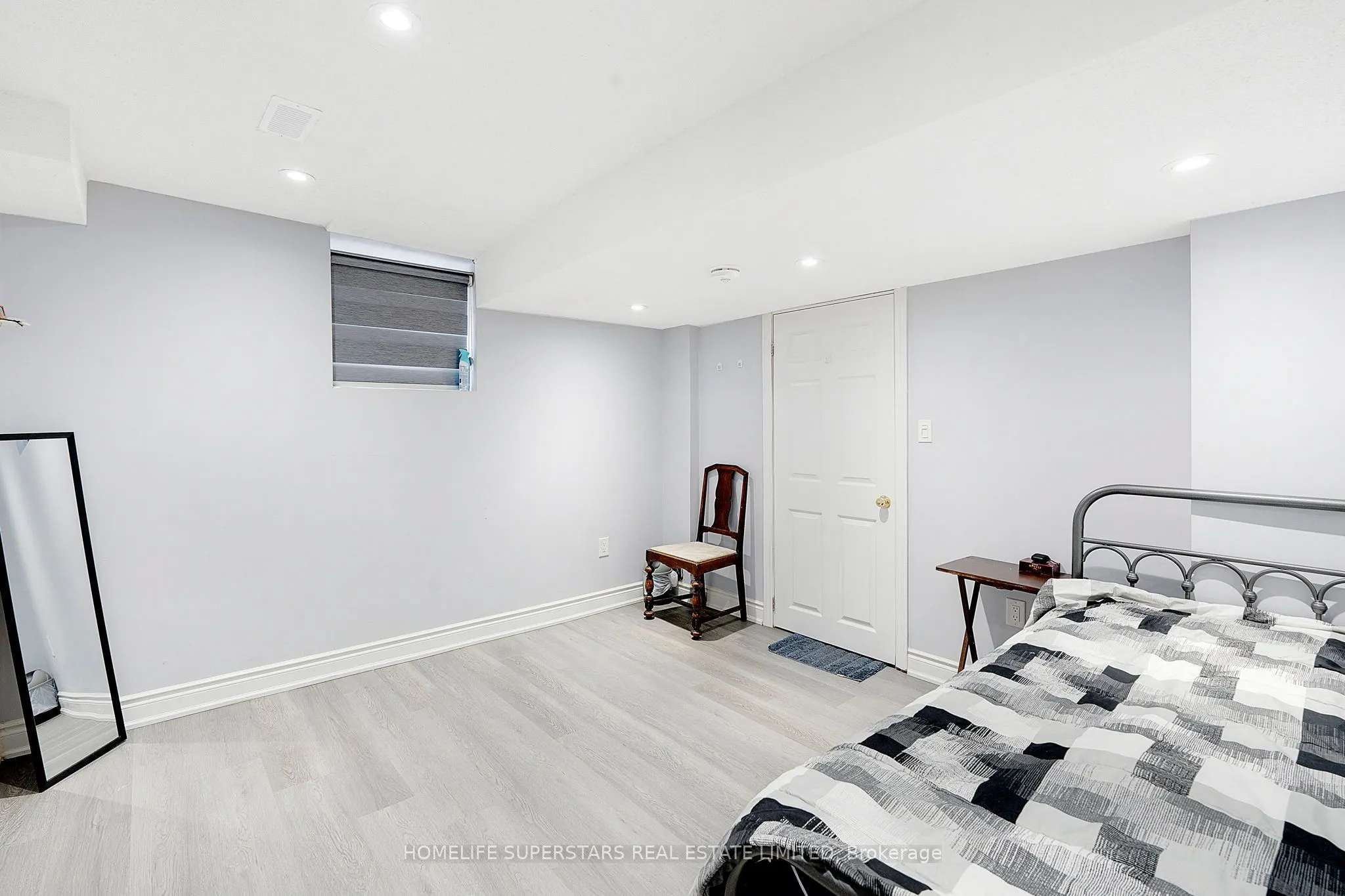 26 Songsparrow Drive