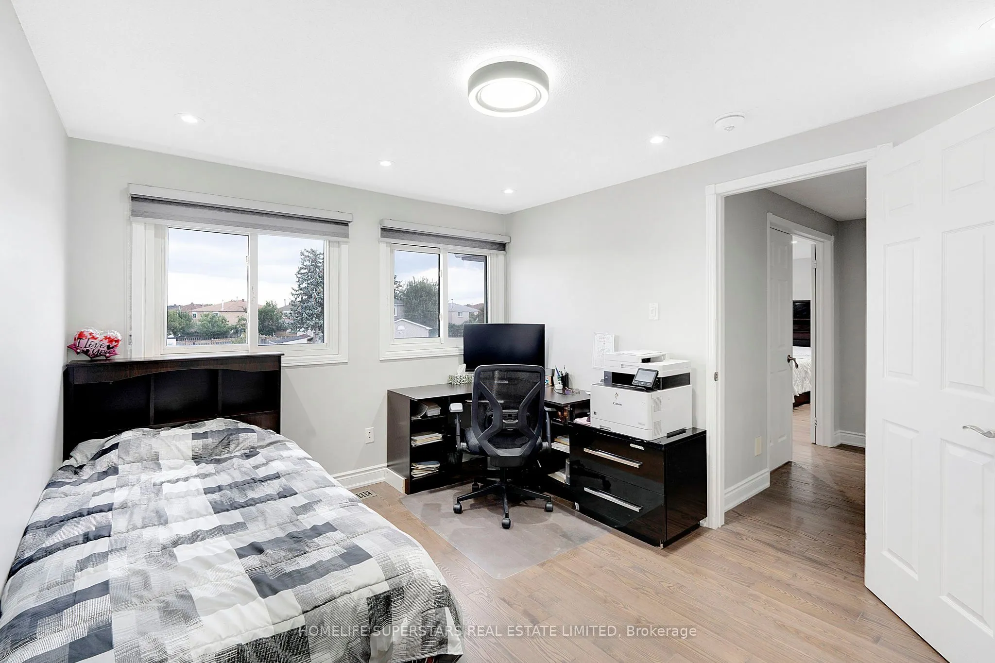 26 Songsparrow Drive