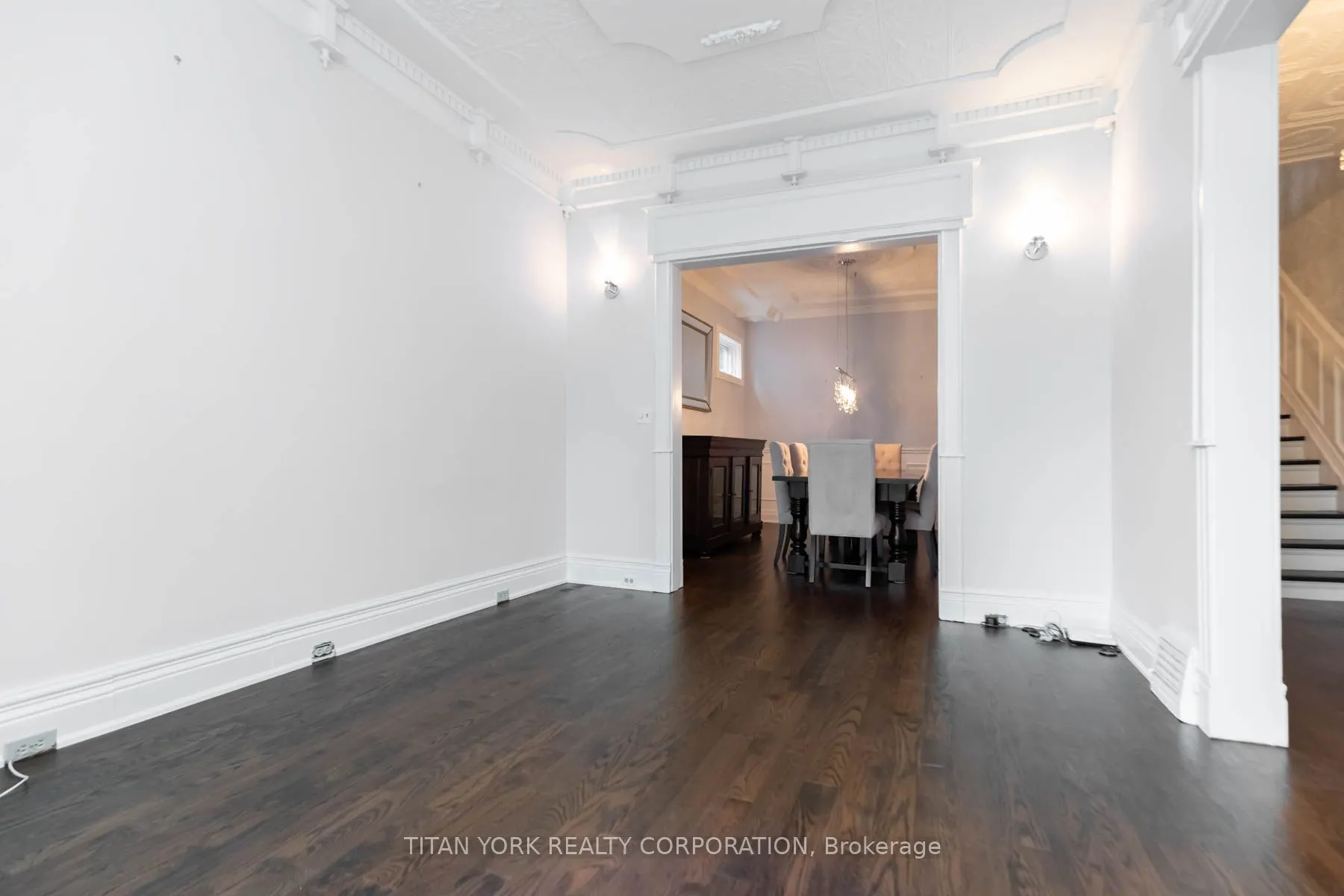 572 Indian Grove