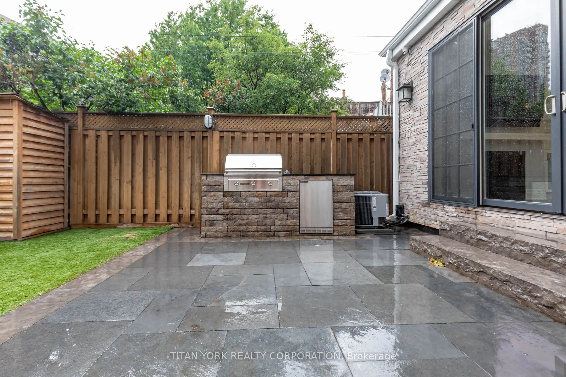 572 Indian Grove