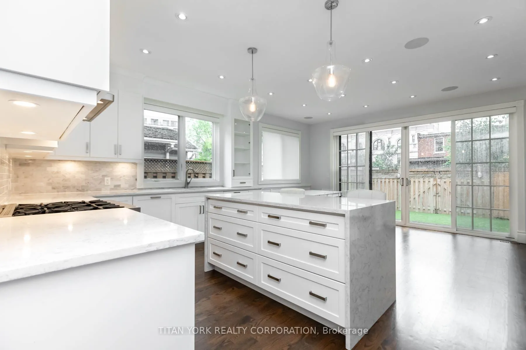 572 Indian Grove