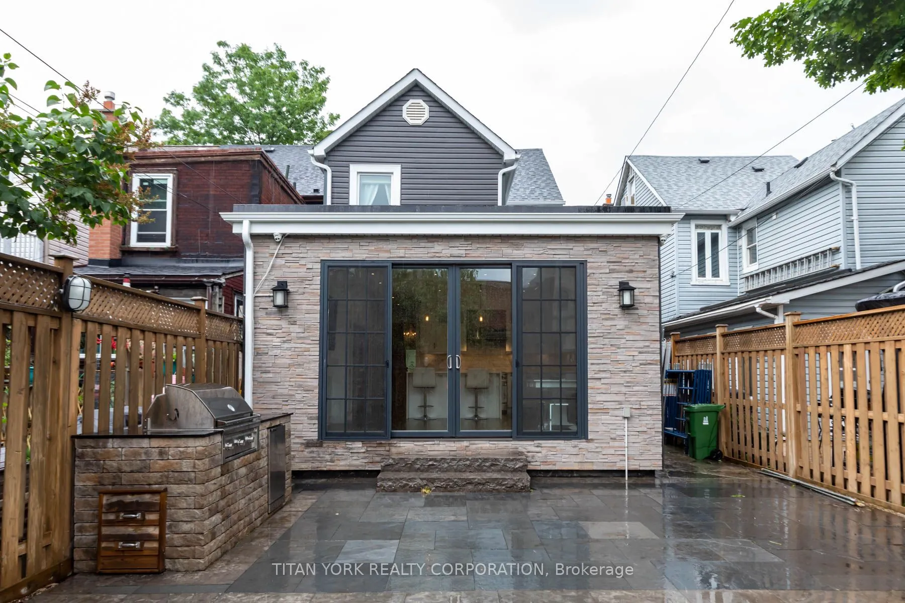 572 Indian Grove