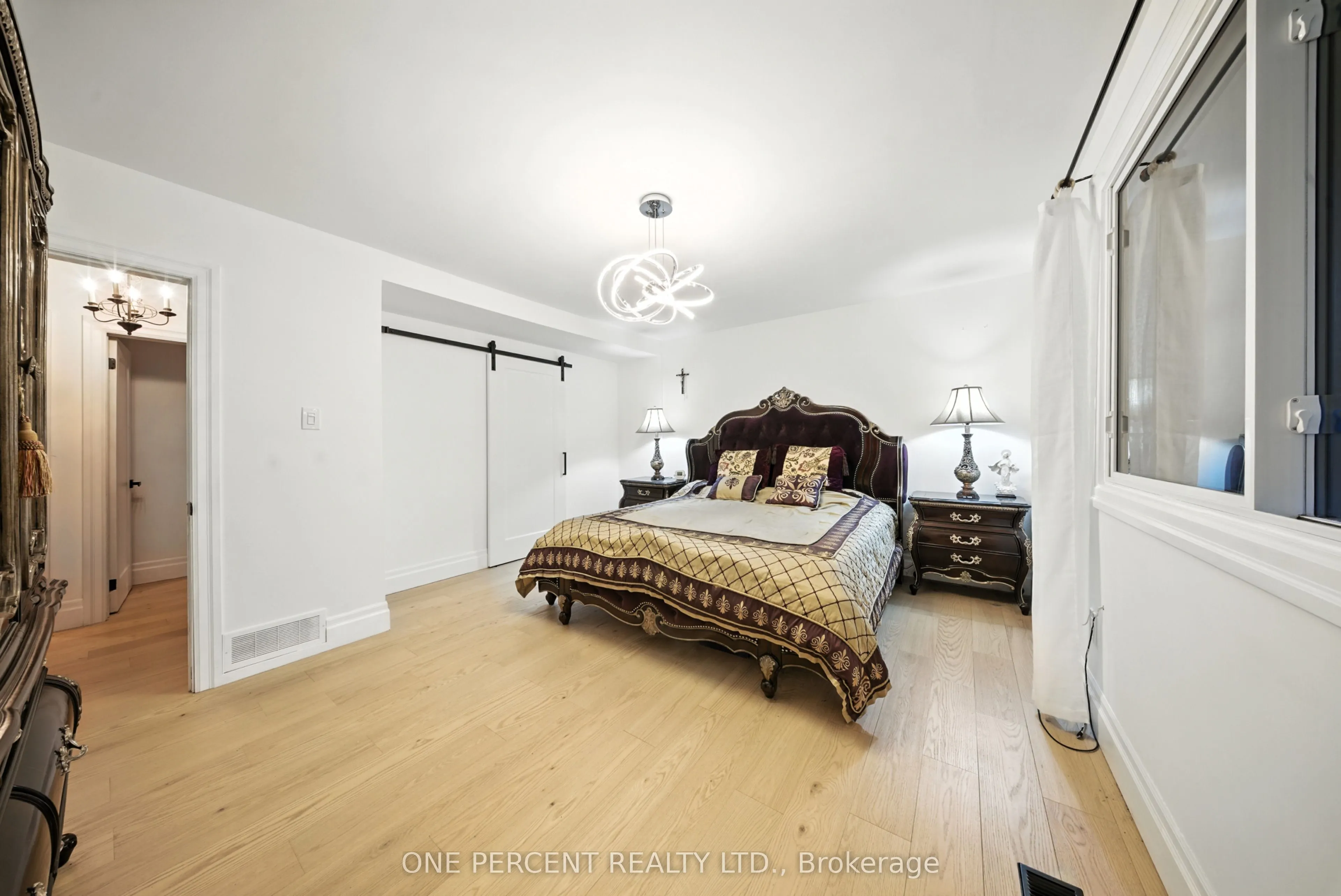 625 Sir Richards Road
