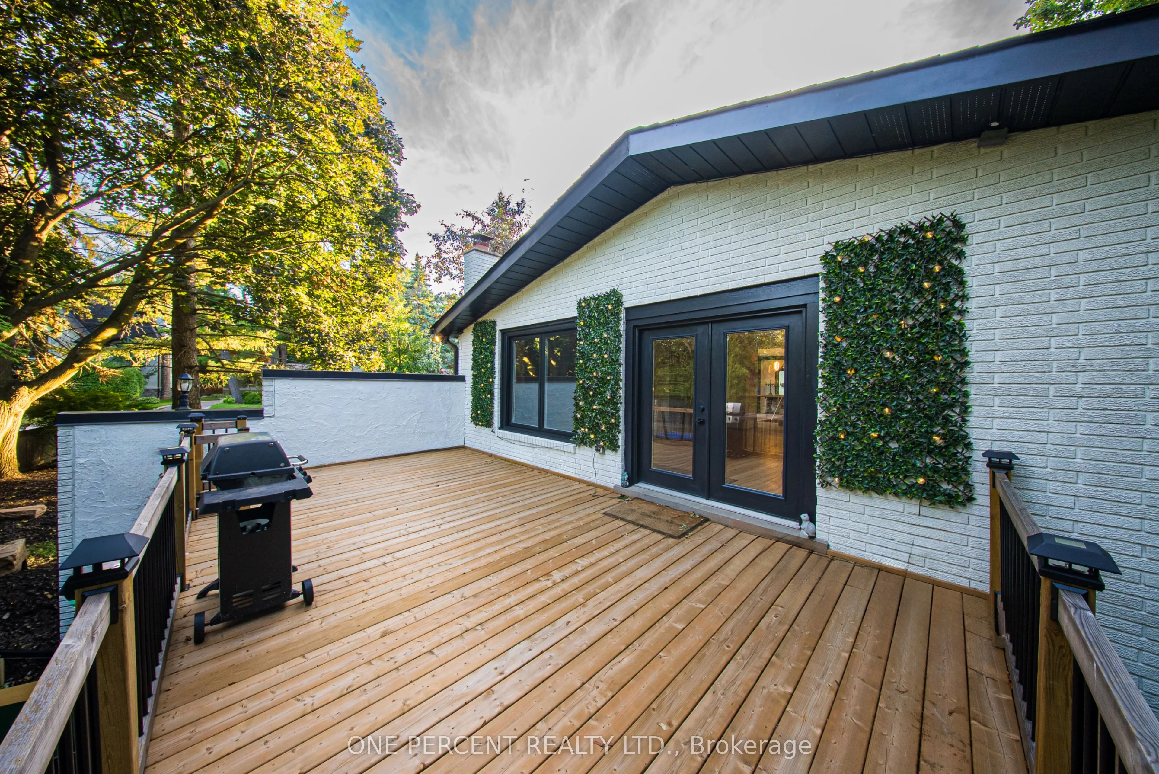 625 Sir Richards Road
