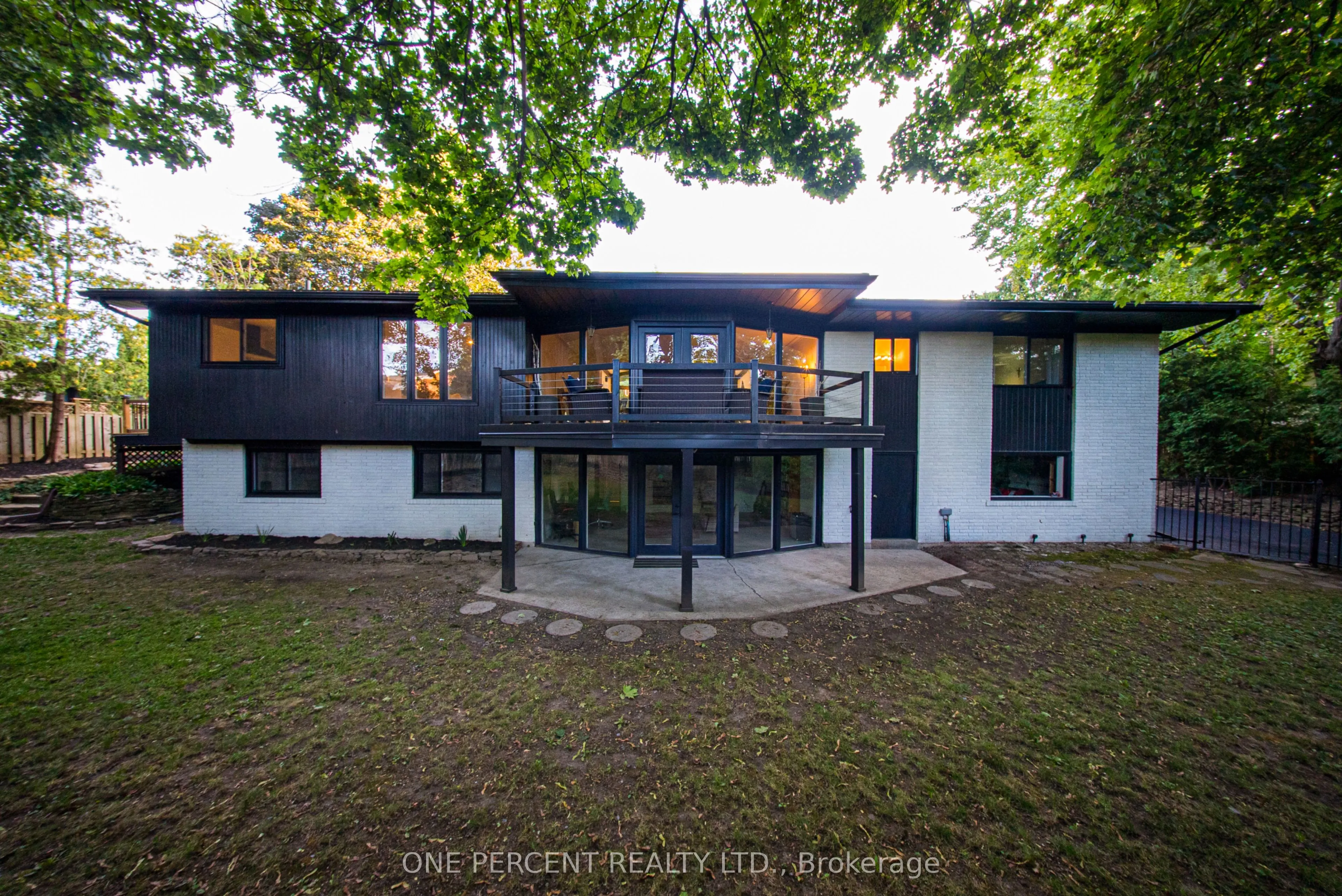 625 Sir Richards Road