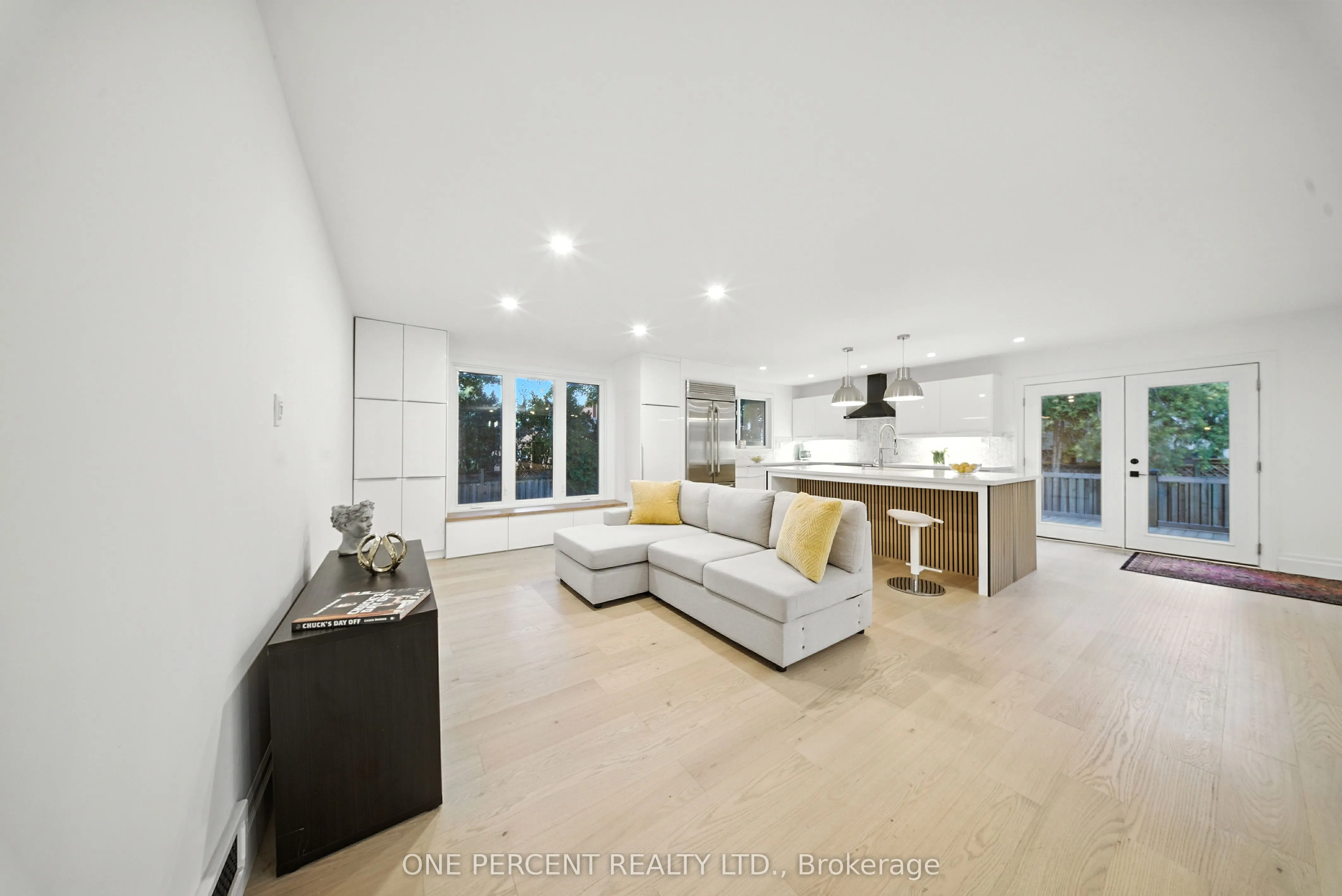 625 Sir Richards Road
