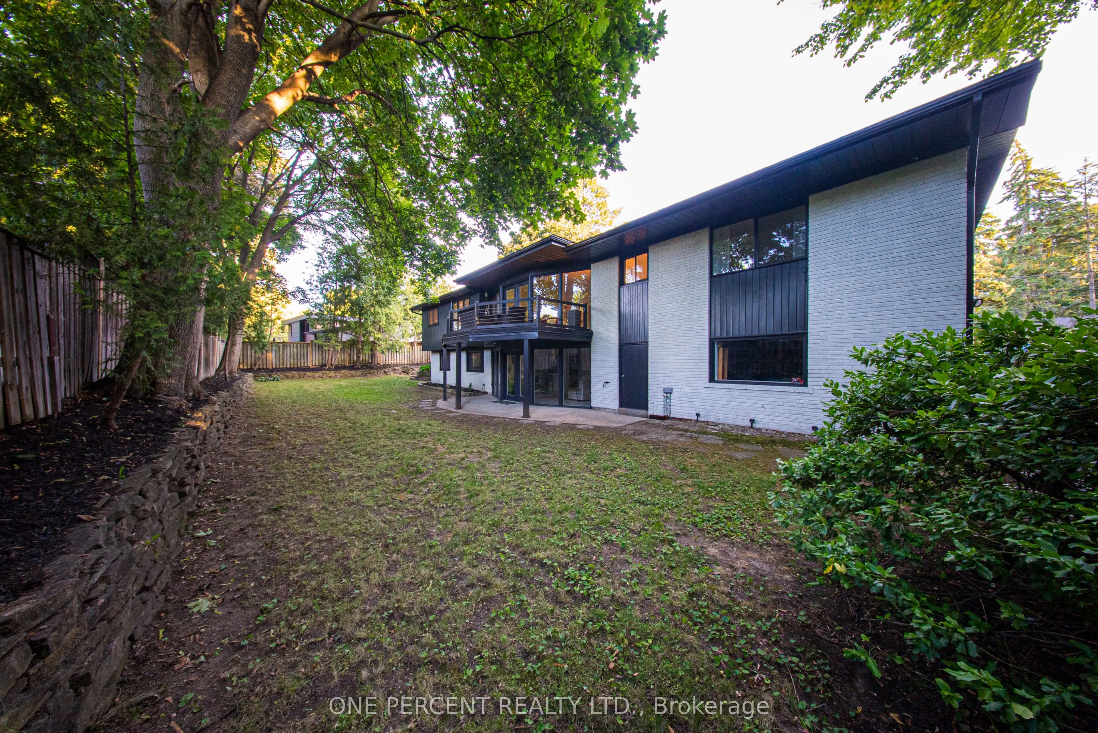 625 Sir Richards Road