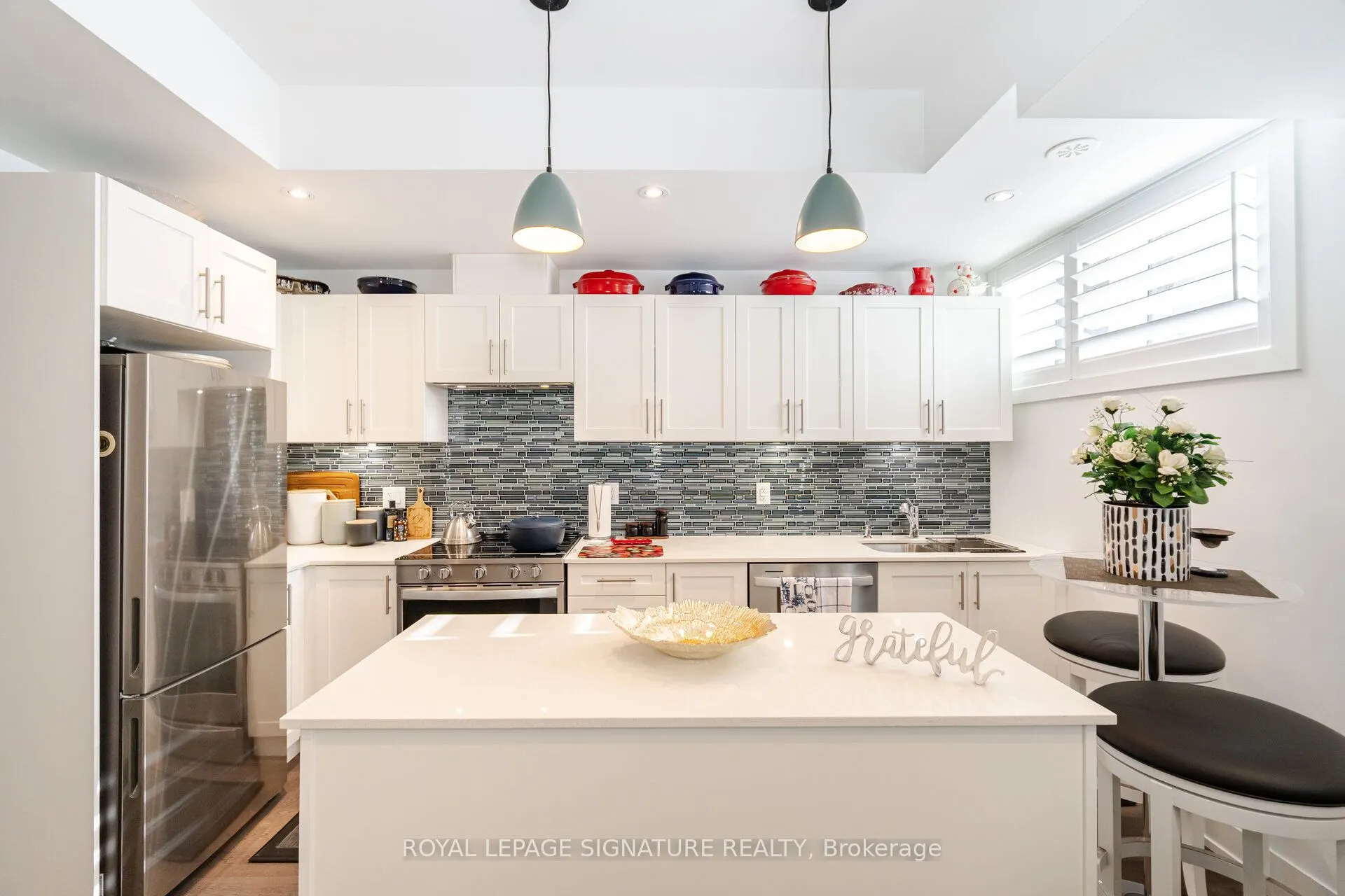 1085 Douglas McCurdy Common, #111