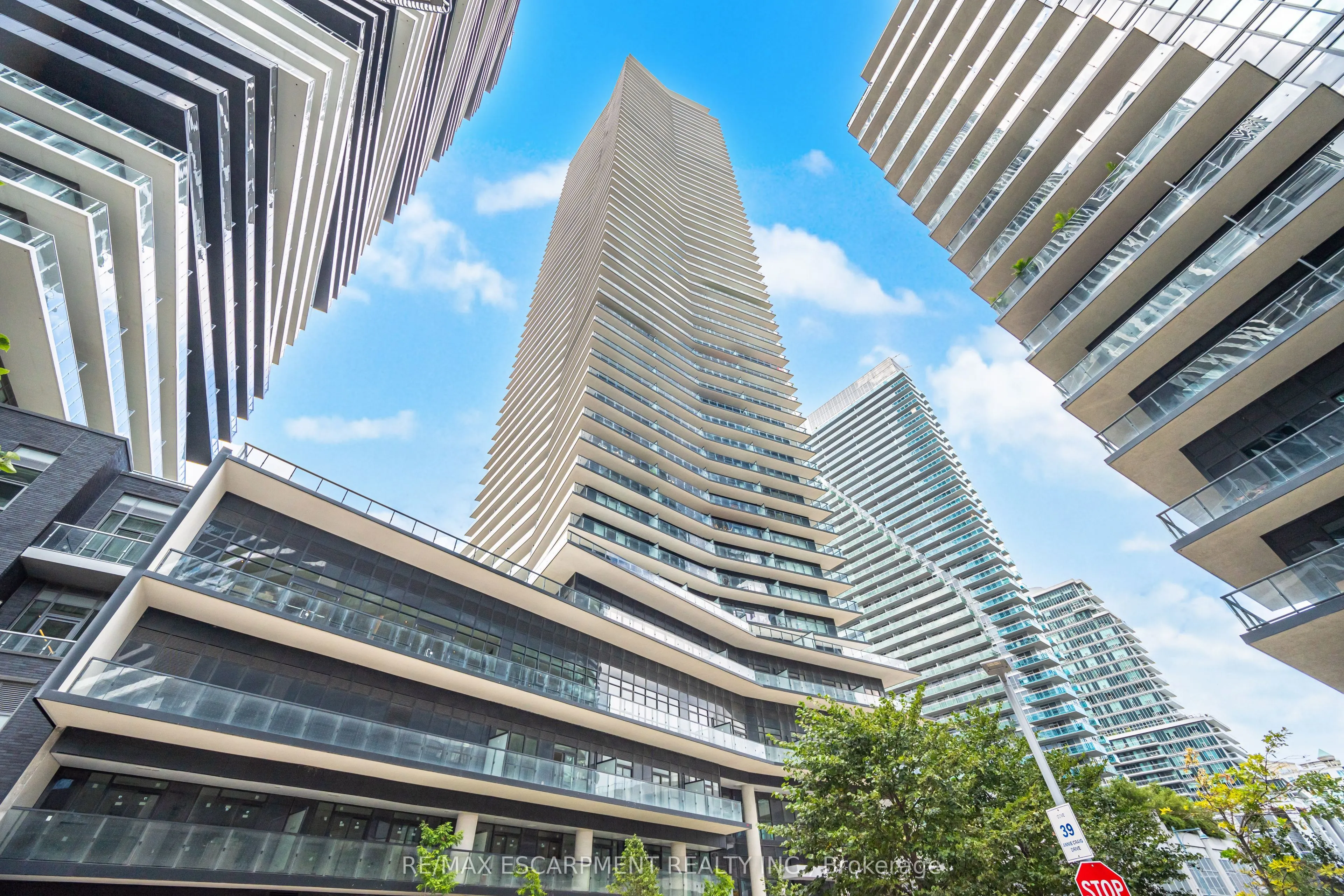 38 Annie Craig Drive, #1708