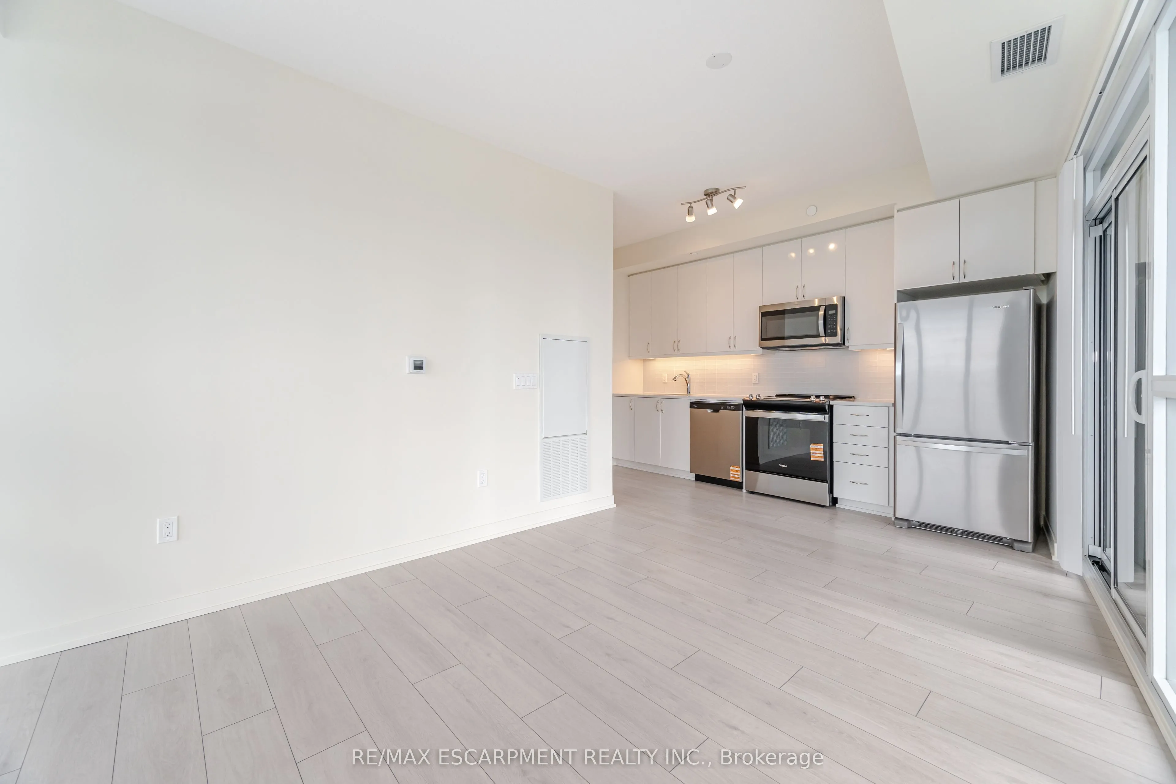 38 Annie Craig Drive, #1708